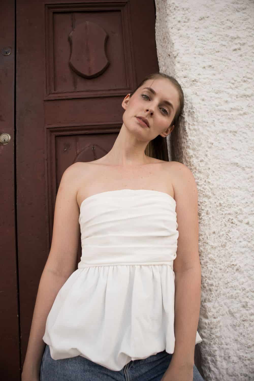 Mia Blouse in White - miniatura 6