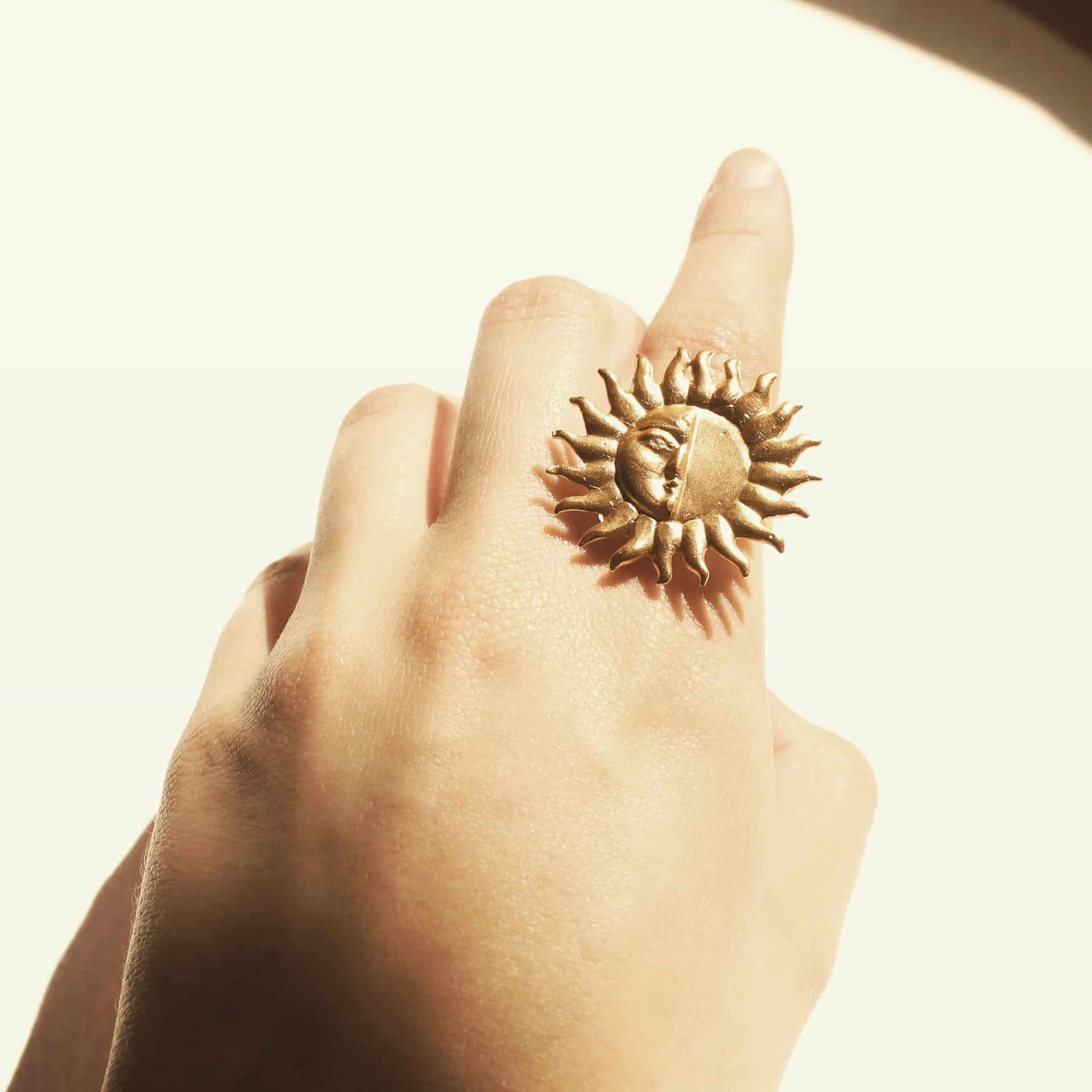 Anillo de sol media cara plana grande - miniatura 2