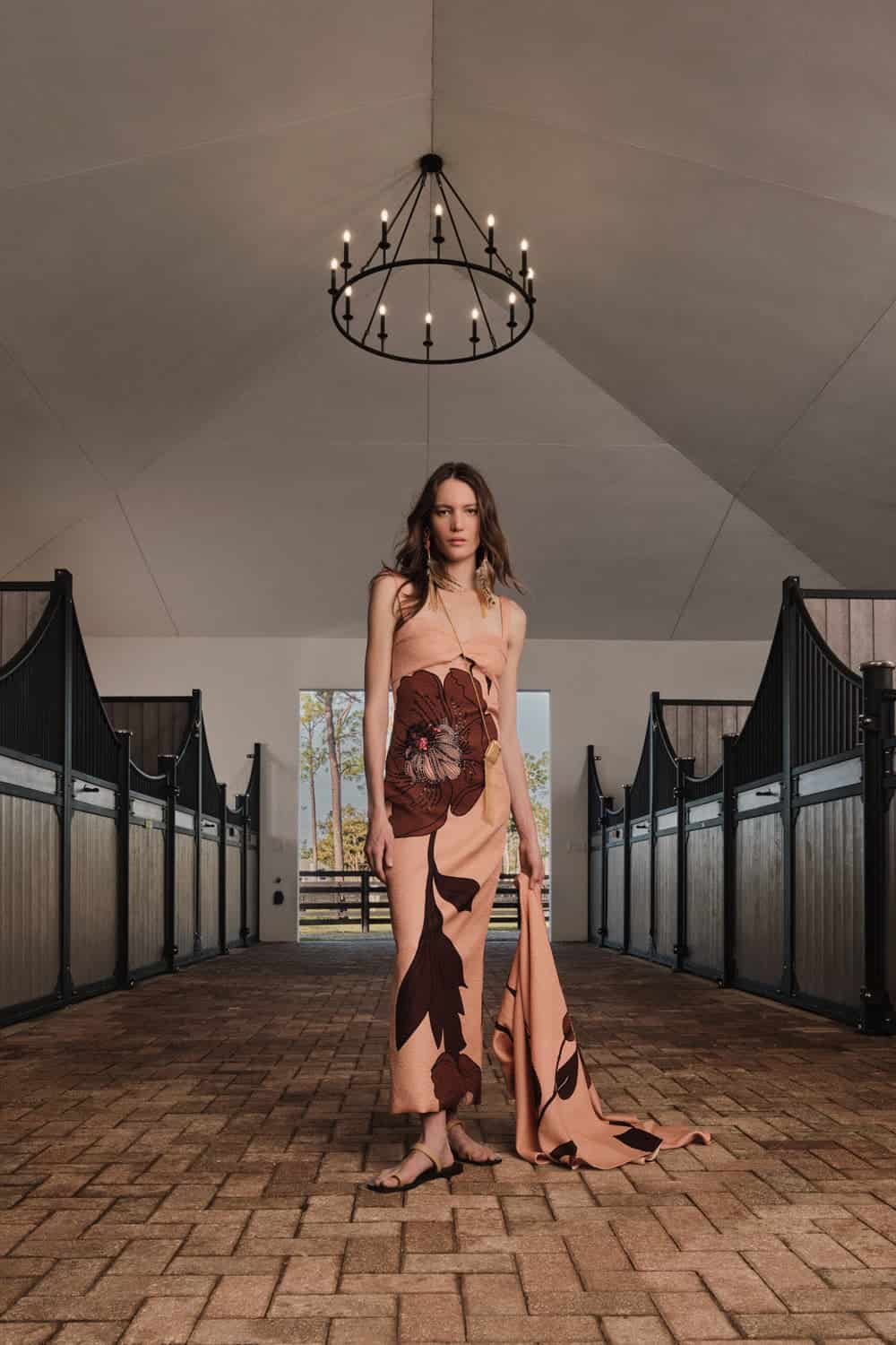 Powerful Stitches Dress - miniatura 2