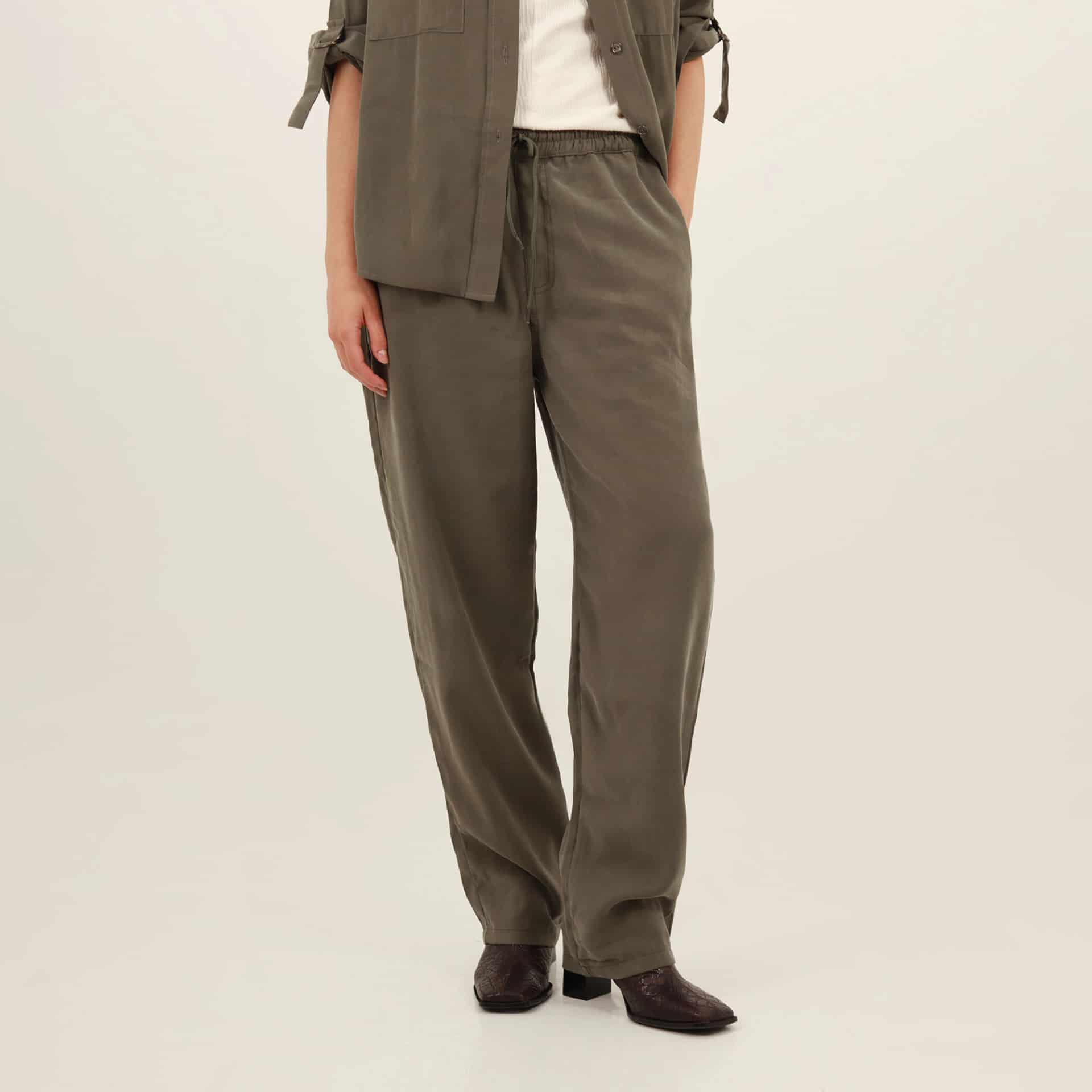 Pantalón bota recta con elastico en cintura y cordón - miniatura 9