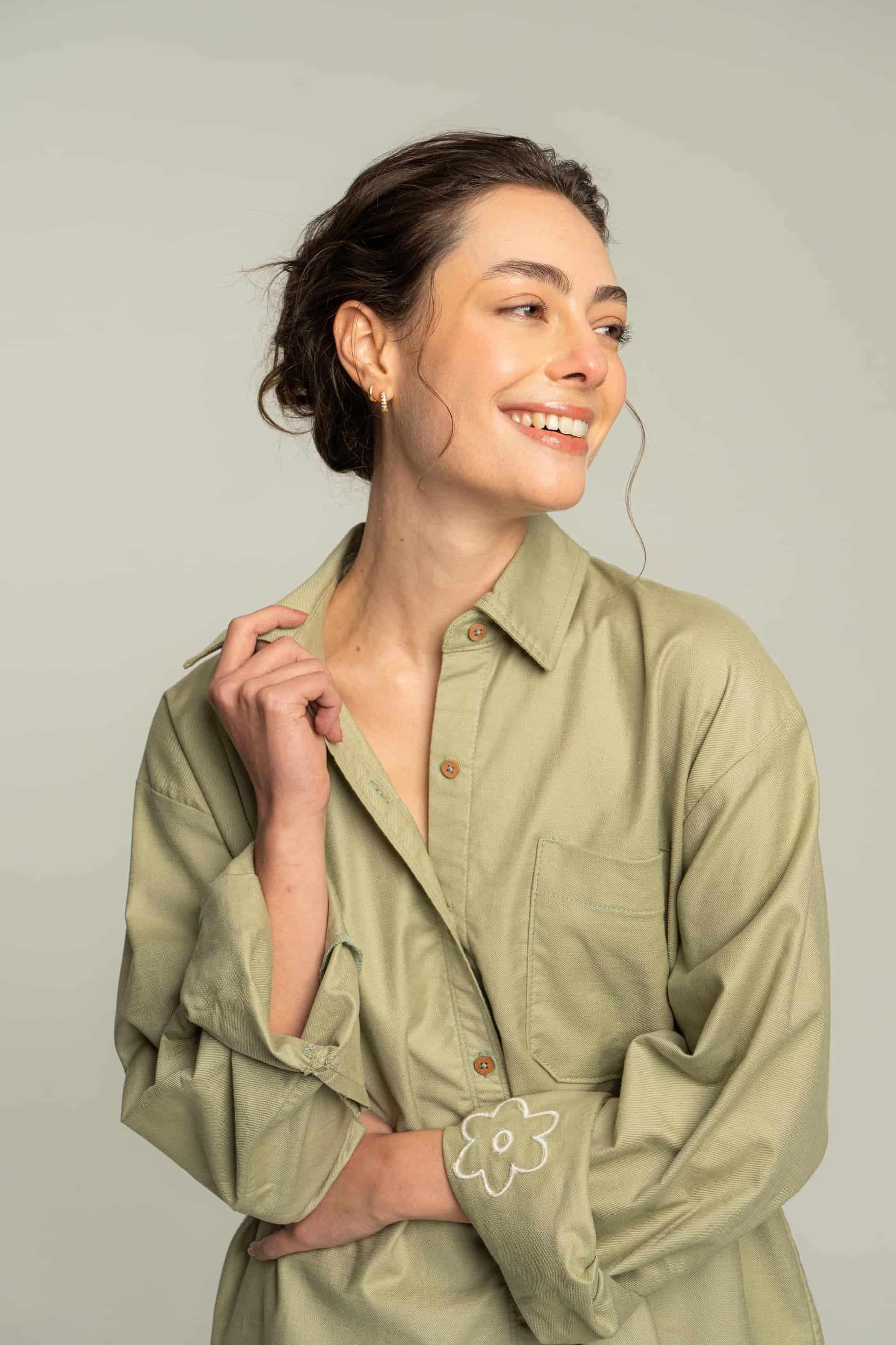 Camisa flor verde - miniatura 4