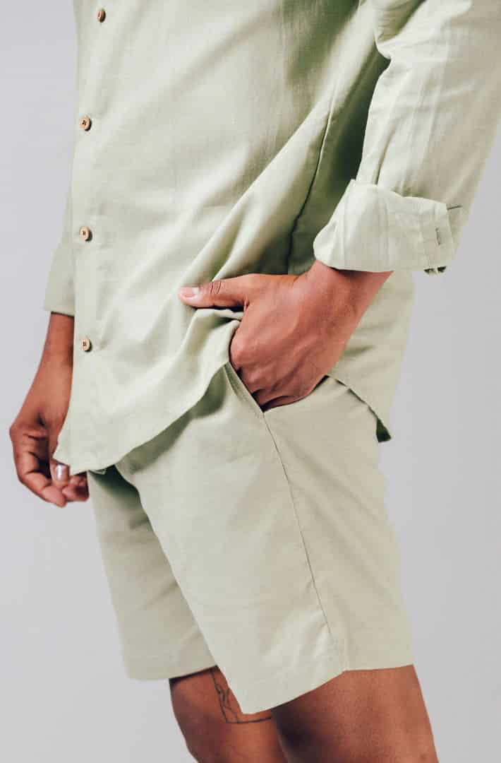 Short lino verde eucalipto - miniatura 3