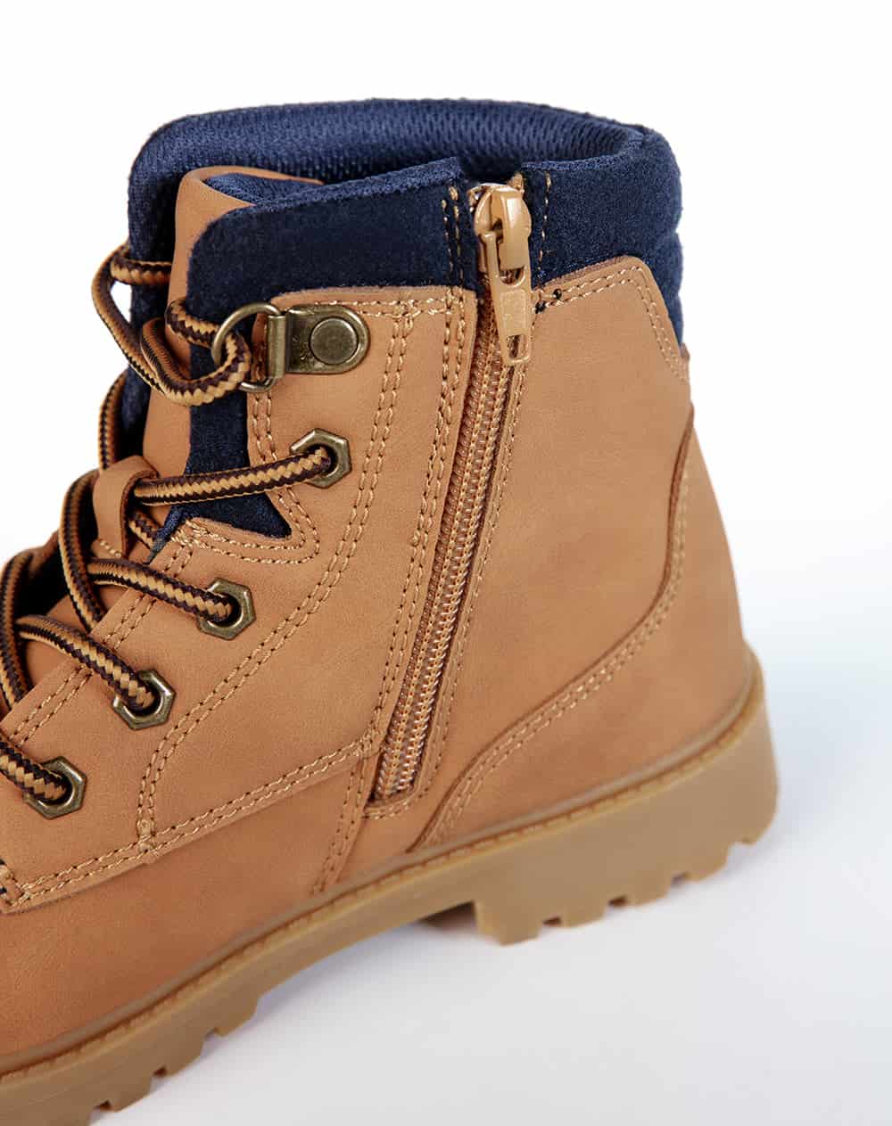 Bota tipo work boot café niño - miniatura 5