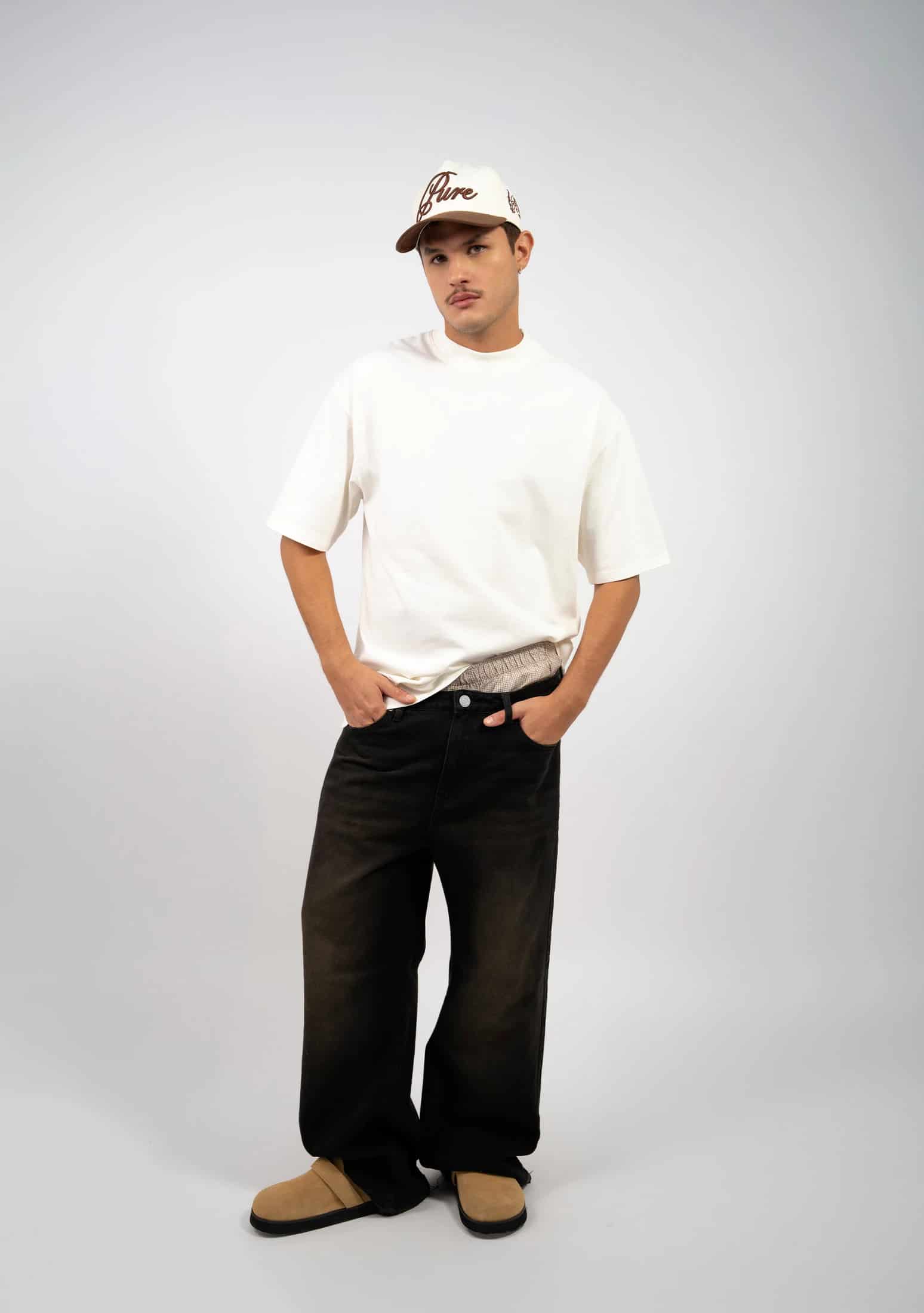 Classic White T-Shirt - miniatura 3