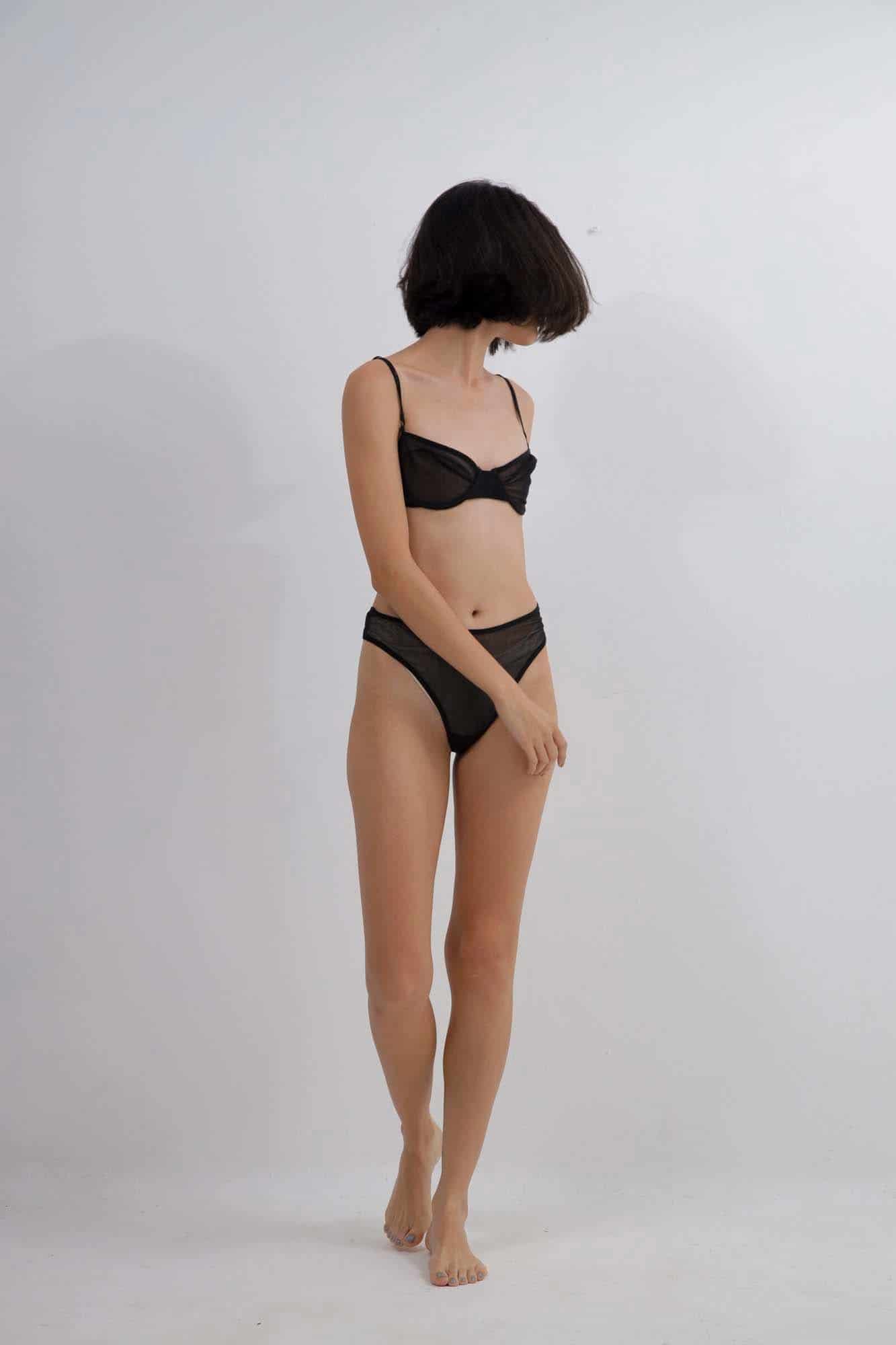 BLACK BRA - miniatura 3
