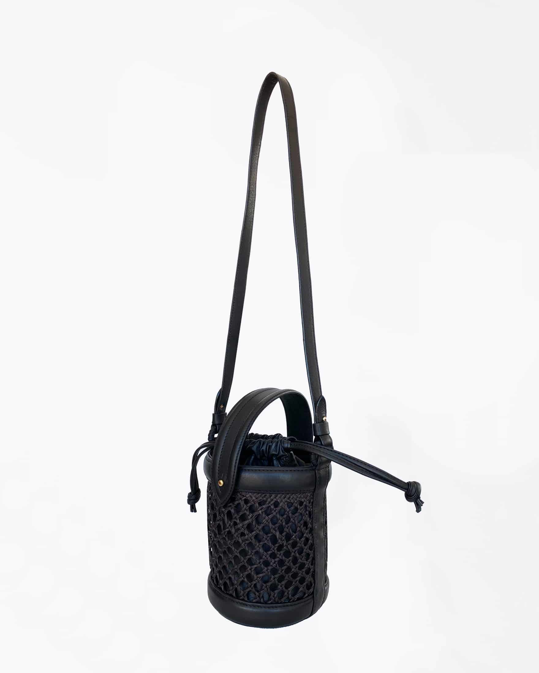 Sandoná mini Bucket negro - miniatura 3