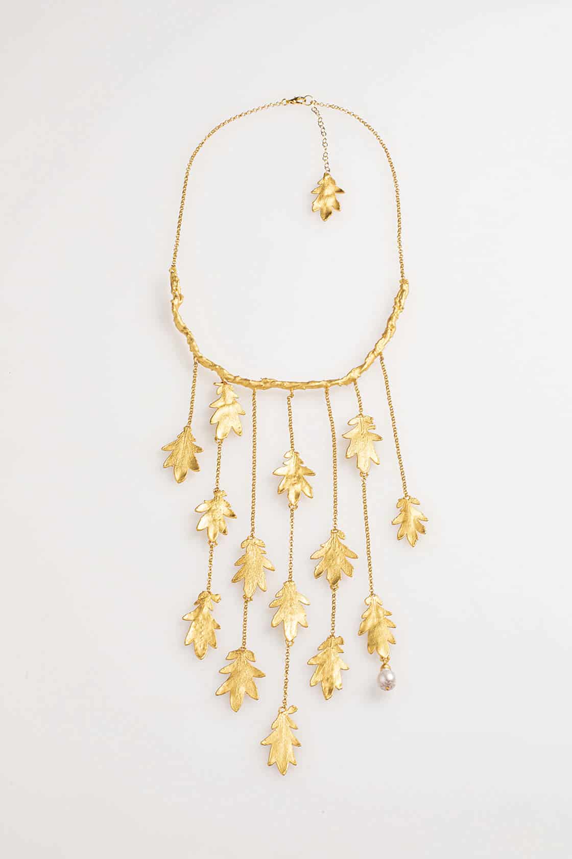CHRYSANTHEMUS LEAVES AND ROOTS NECKLACE - miniatura 1