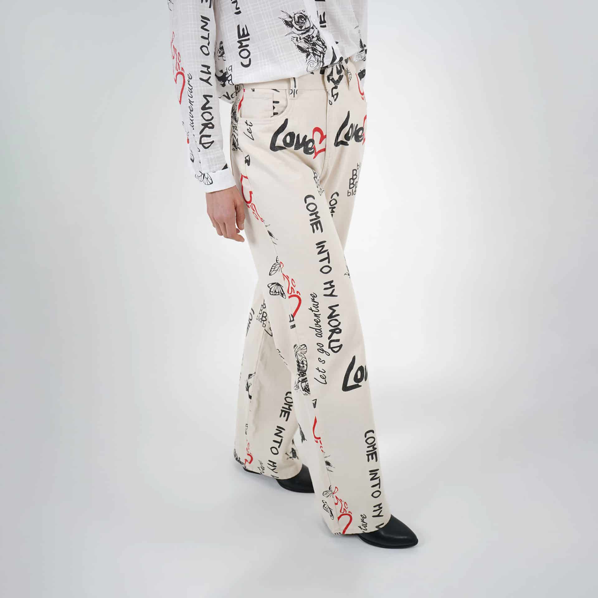 Pantalón estampado textos bota recta - miniatura 10
