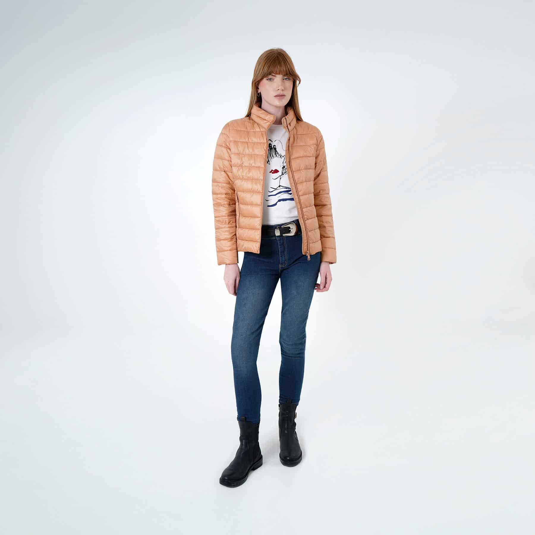Chaqueta acolchada cuello alto con capucha interna - miniatura 32