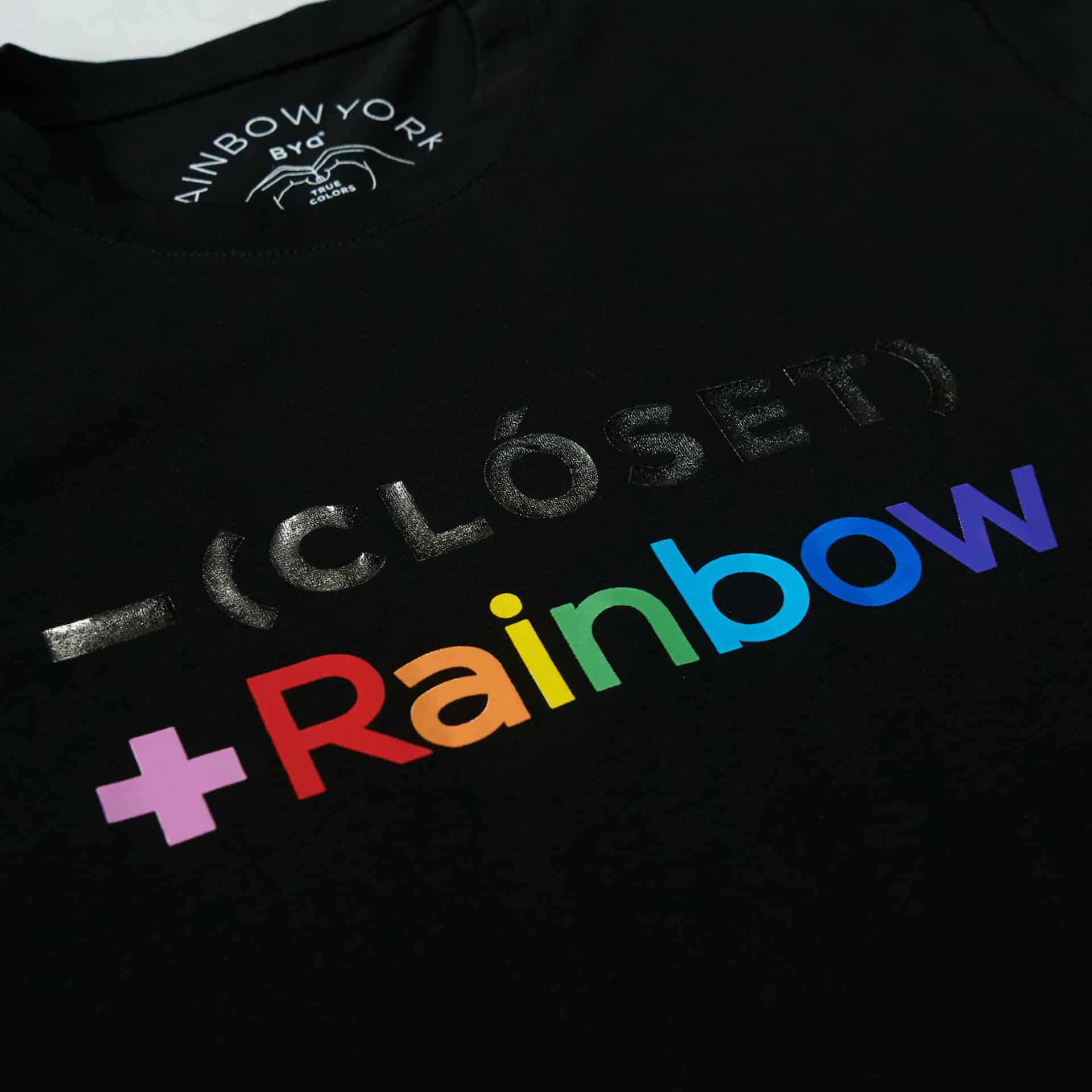 MENOS CLÓSET MÁS RAINBOW T-SHIRT - miniatura 2
