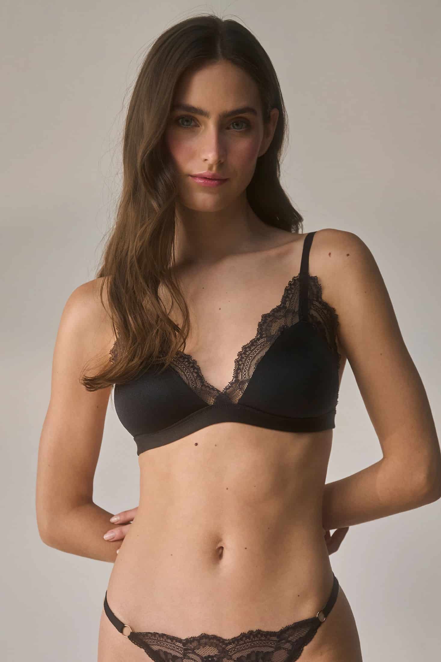 BRALETTE CON COPA ELLIPSE ADAPTABILIDAD NEGRO - miniatura 1