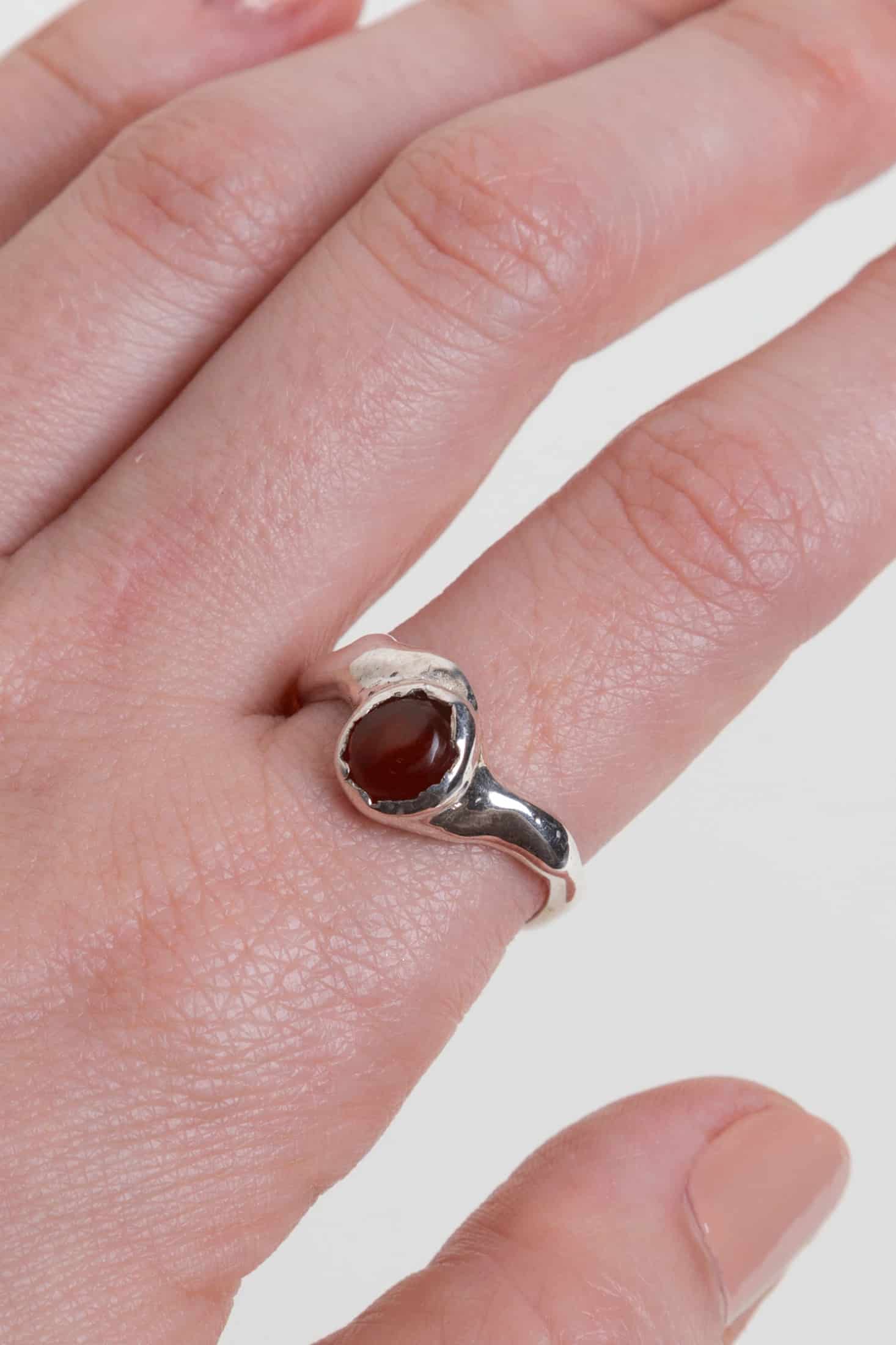 Anillo Eira Cornalina - miniatura 2