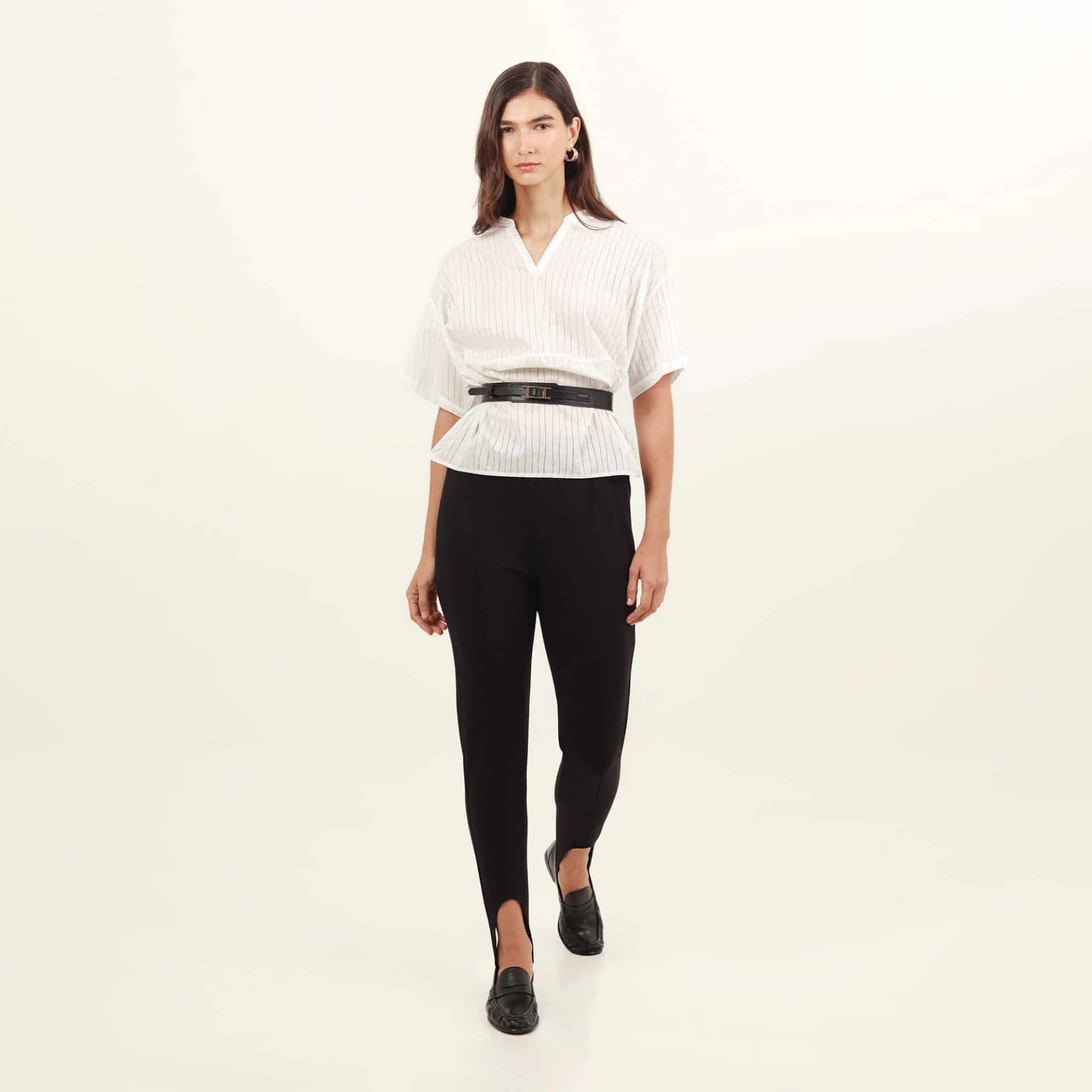 Blusa cuello V manga corta - miniatura 2