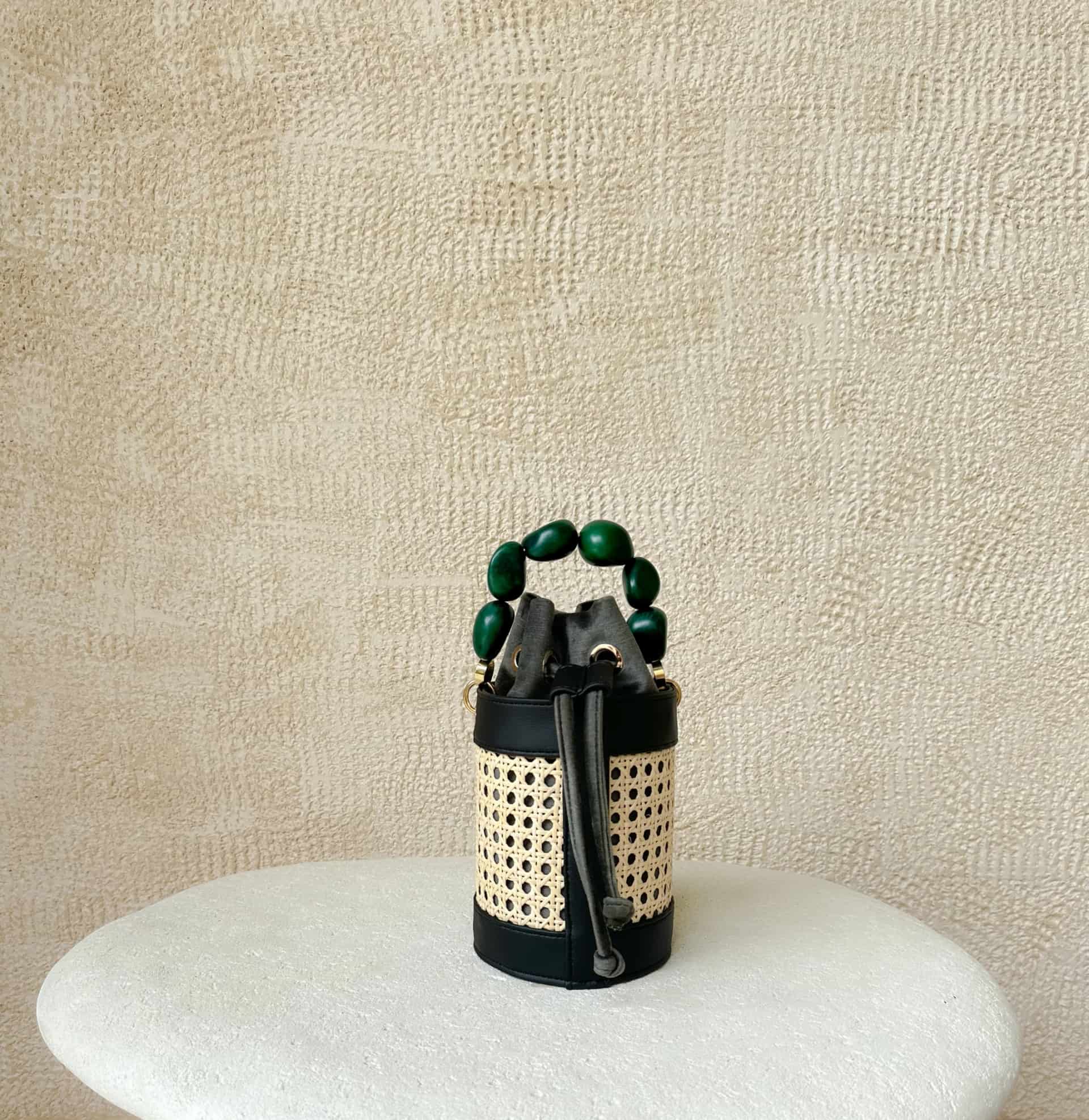 Black Minco Cactus Line with Green Tagua Handle - miniatura 3
