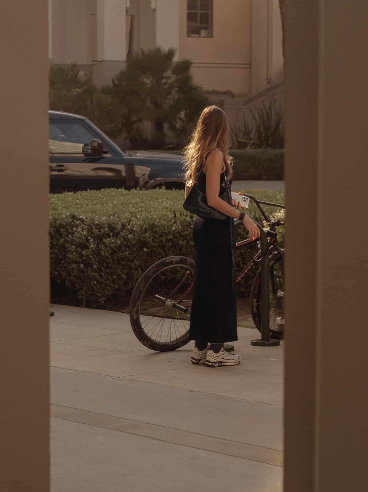 ESSENTIAL LONG DRESS - BLACK - miniatura 3
