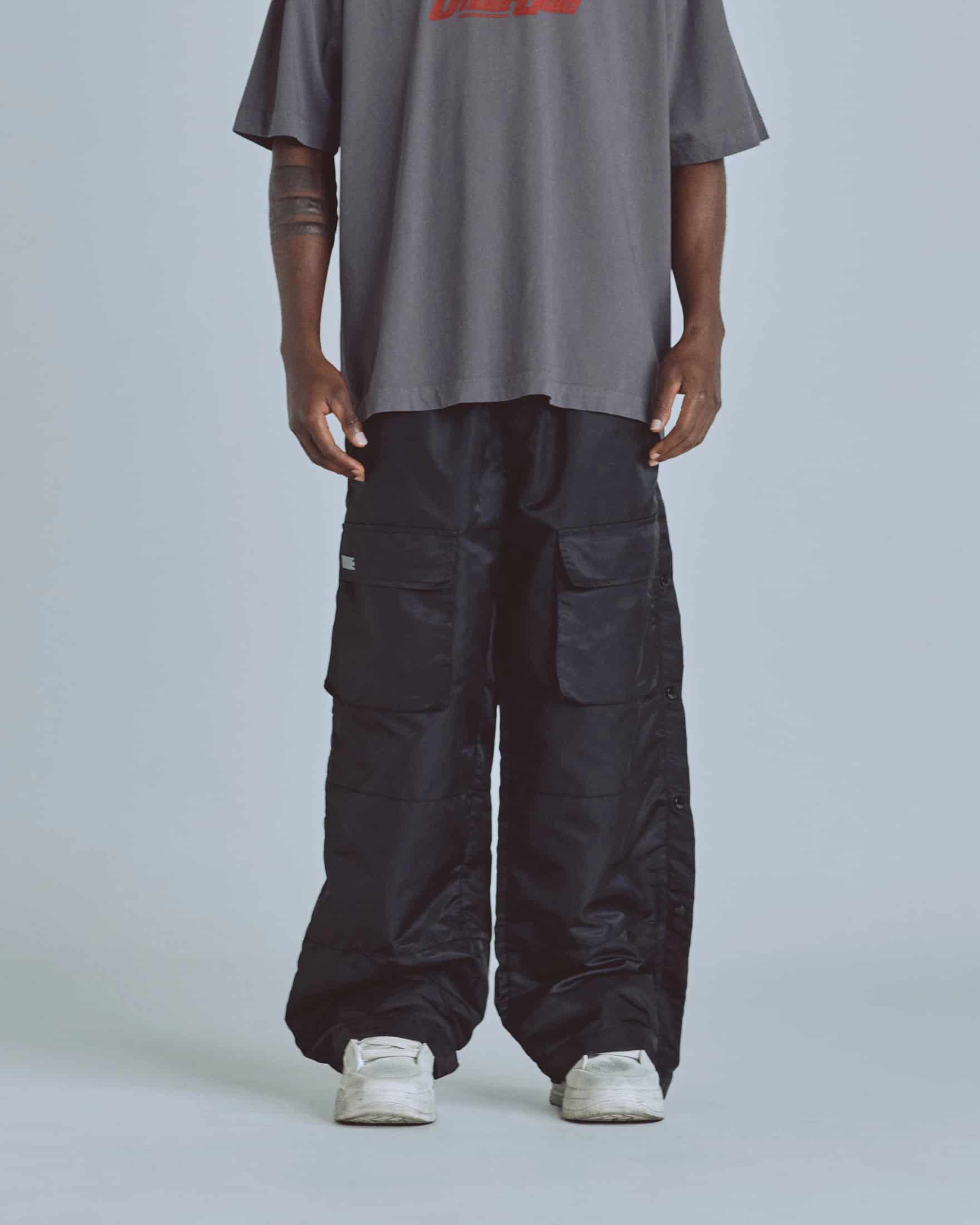 Basics Side Buttons Cargo Pants Black - miniatura 2