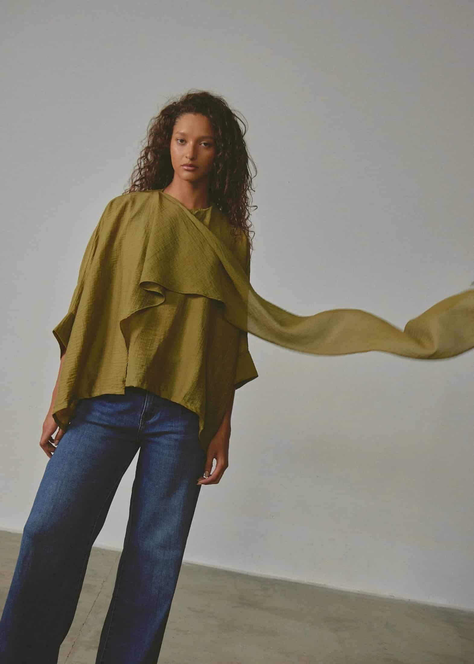 Blusa Carmesí - miniatura 1
