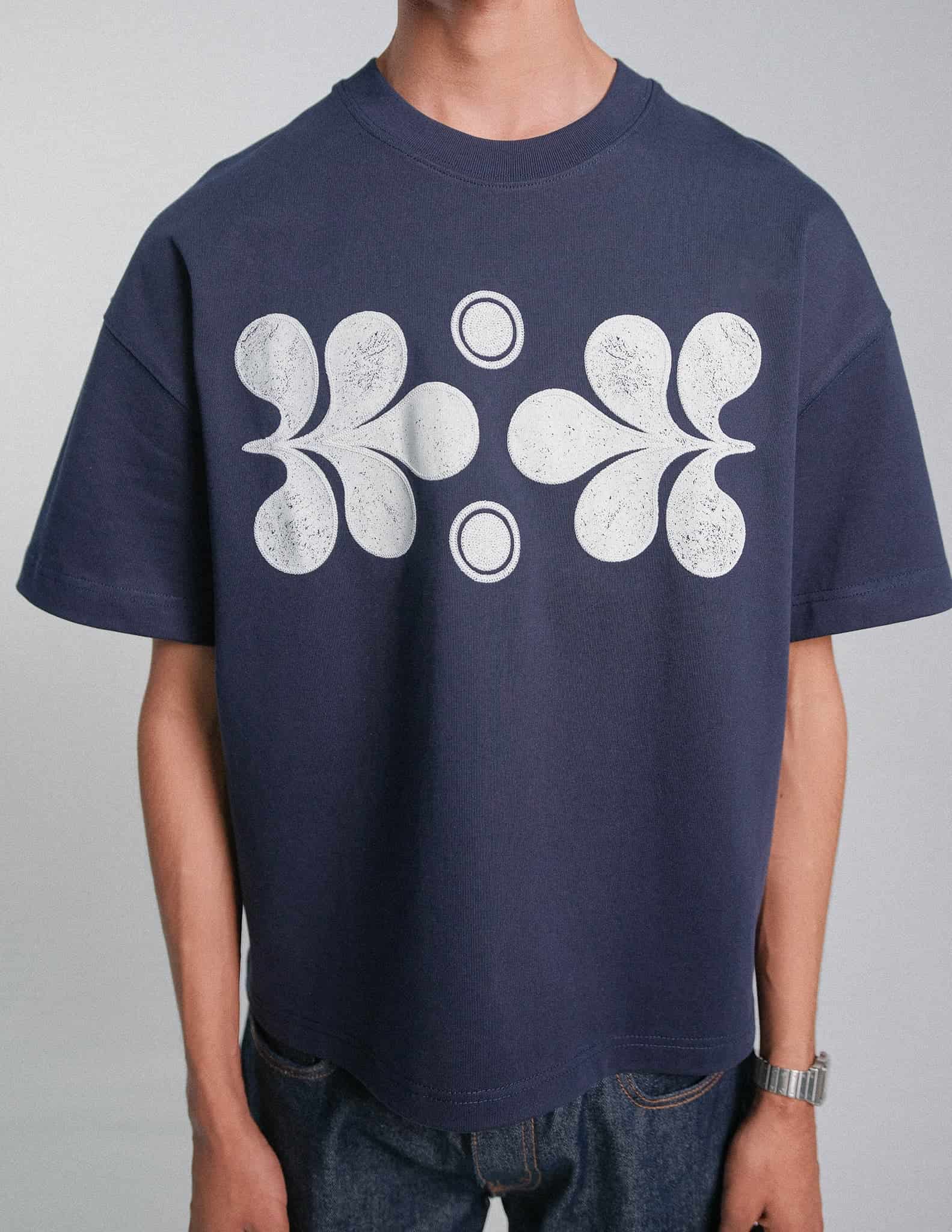 Camiseta floreciendo azul - miniatura 4