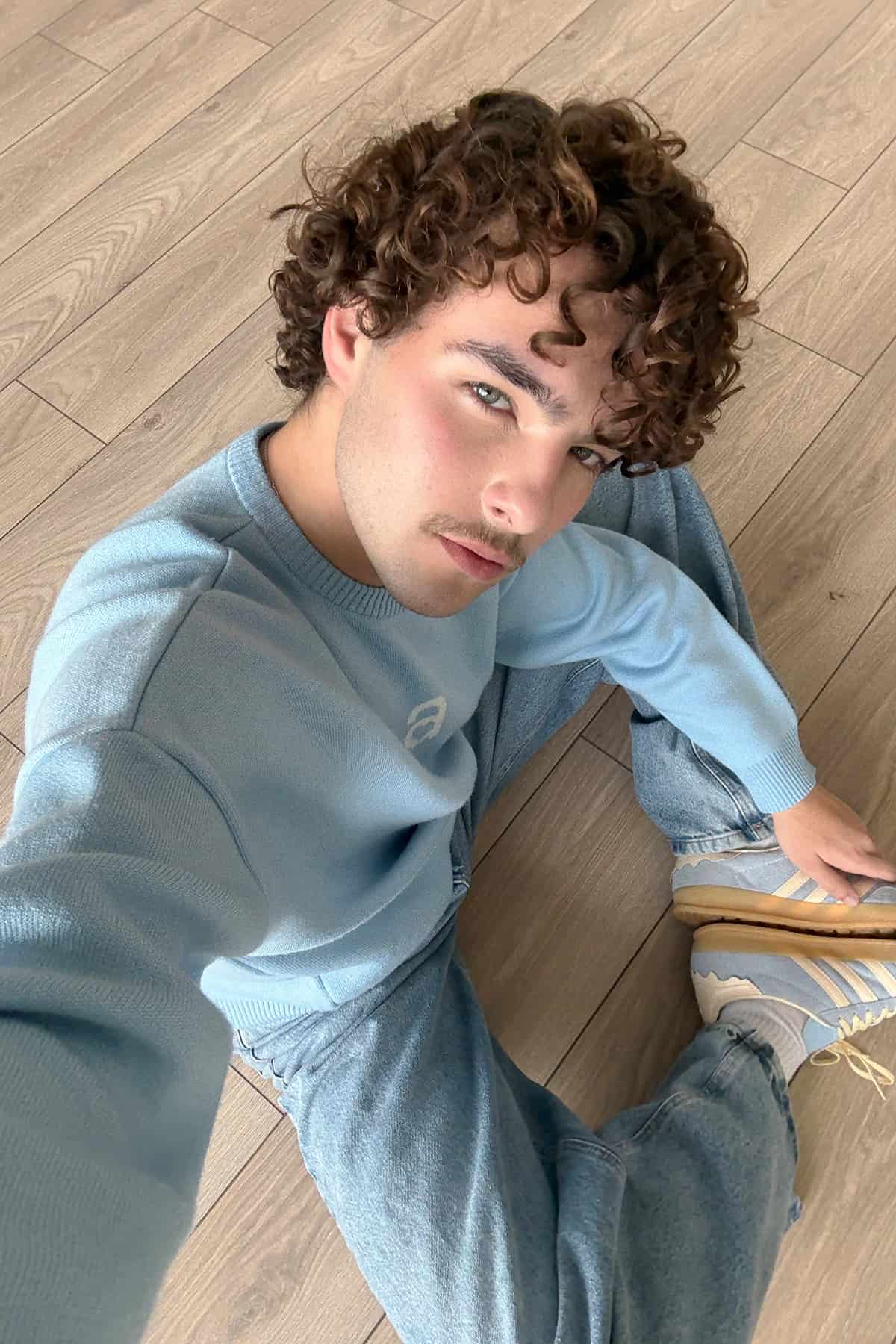 MONOGRAM SWEATER SKY BLUE - miniatura 3