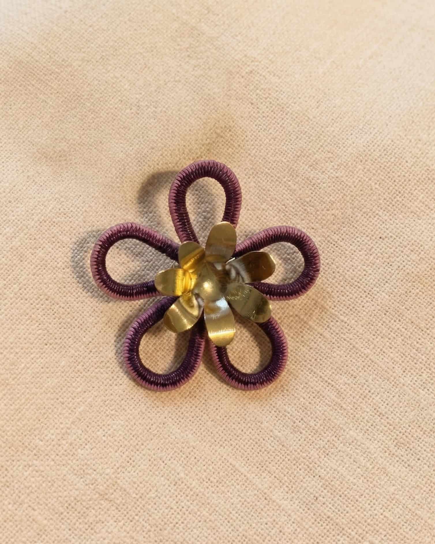 Azalea Brooch - miniatura 3