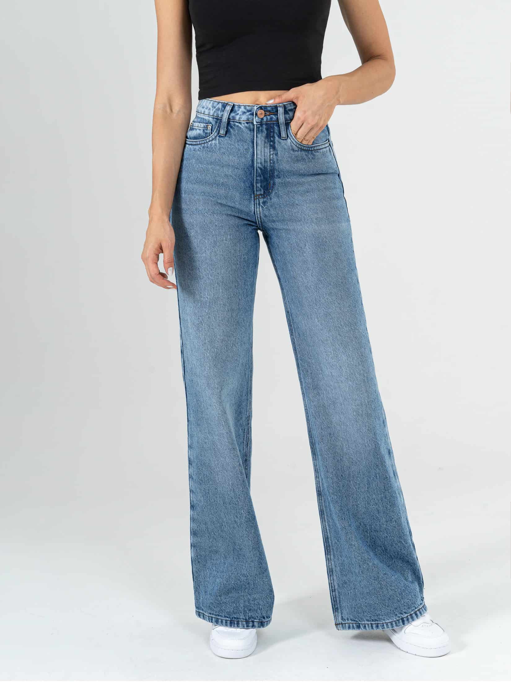 Ref: 064237 Jean Mom Flare, rígido, tiro alto, tono azul medio claro, diseño cinco bolsillos. - miniatura 1
