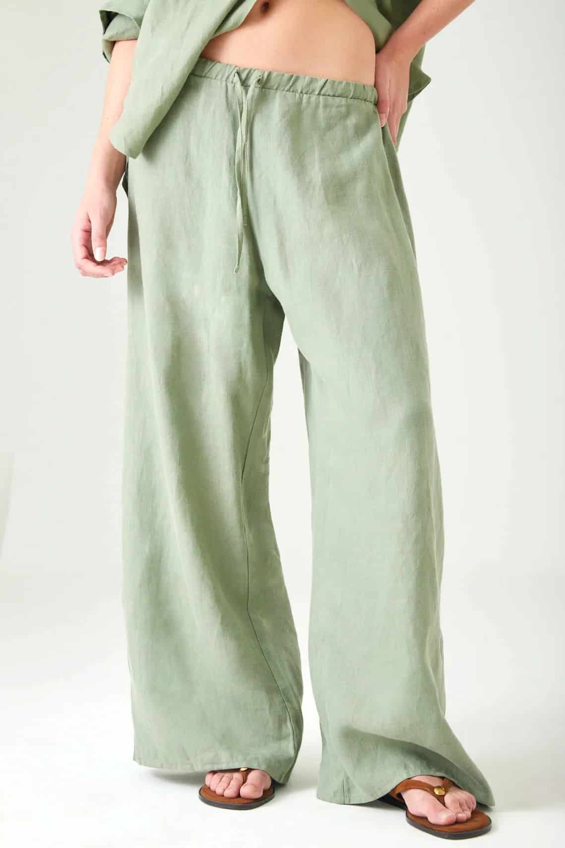 Pantalón pierna ancha con pretina elástica en lino verde salvia para mujer - miniatura 2