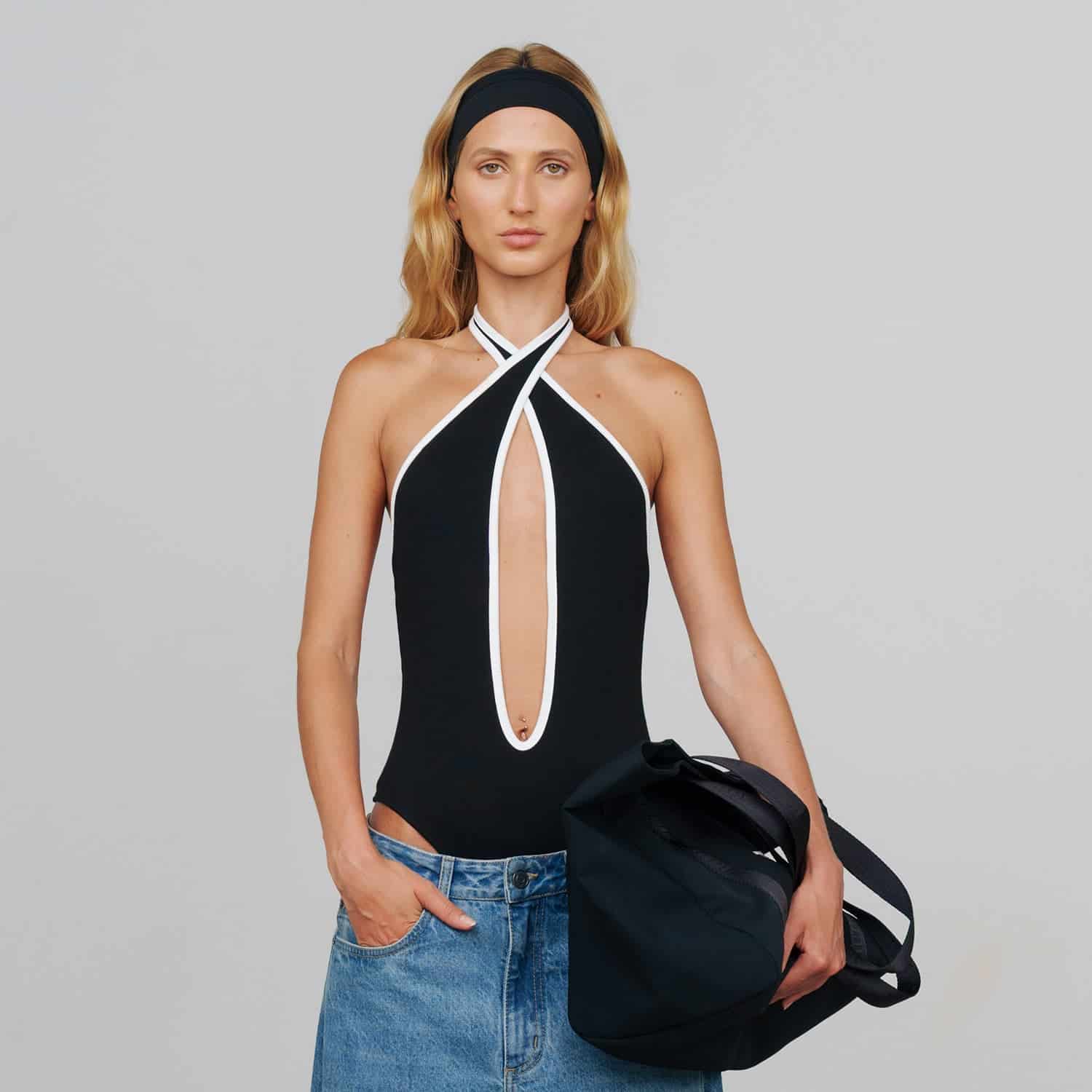 Shadow Halter Ribbed Bodysuit - Black - miniatura 7
