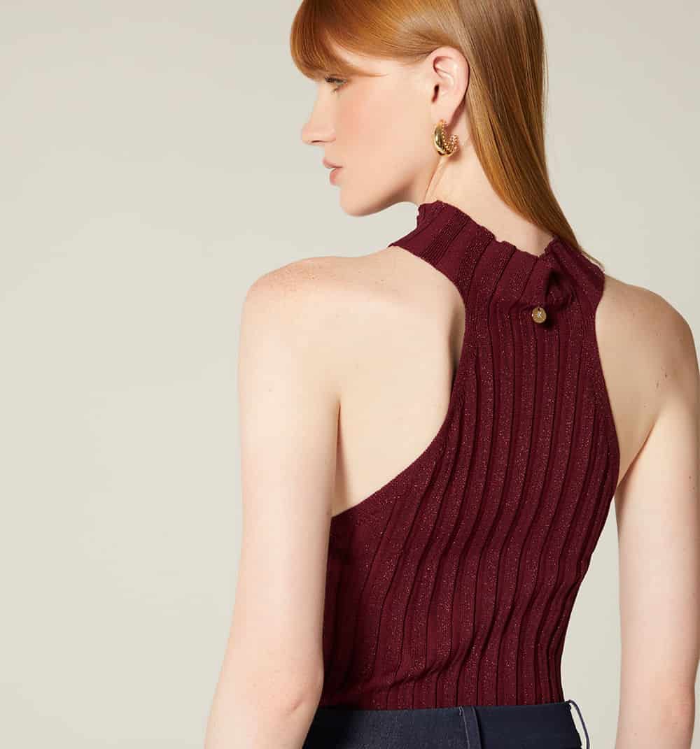 Blusa con entorche en cuello - miniatura 4