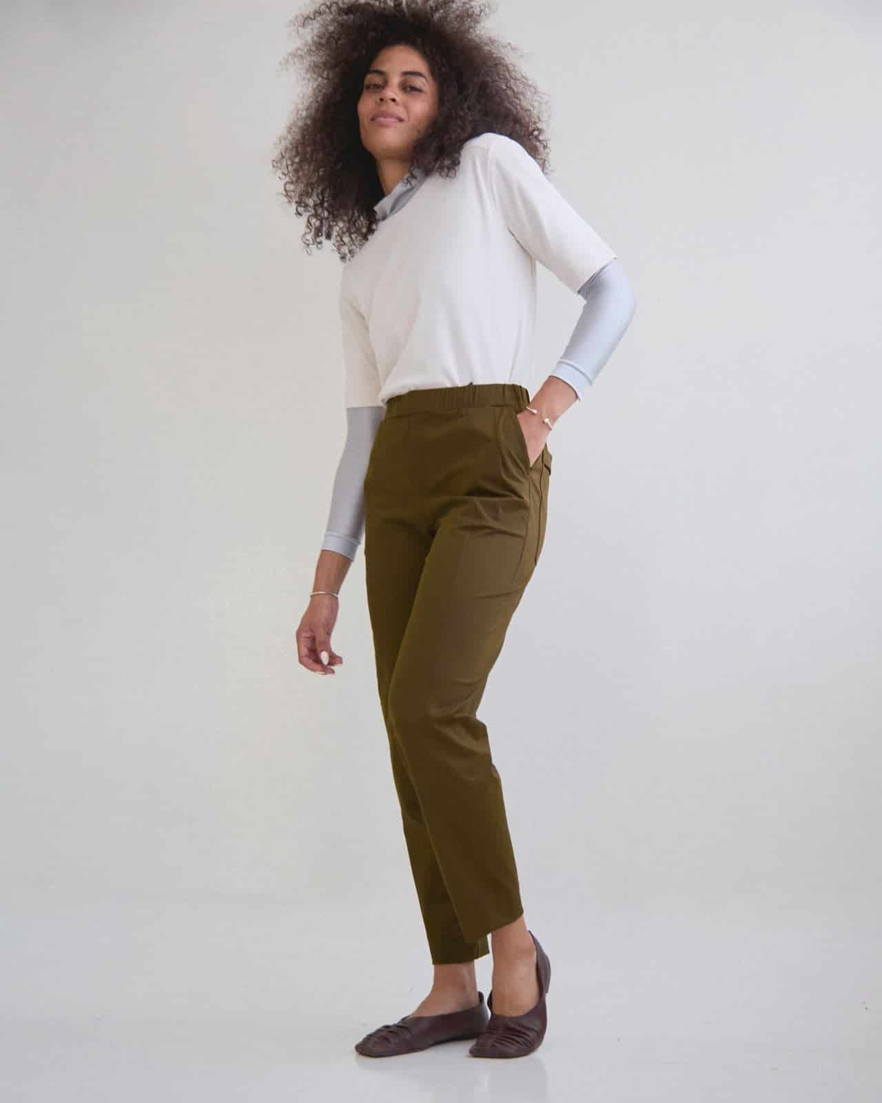 AUDAZ2 VERDE MILITAR CIERRES FEMENINO Pantalón Tech Ligero - miniatura 1