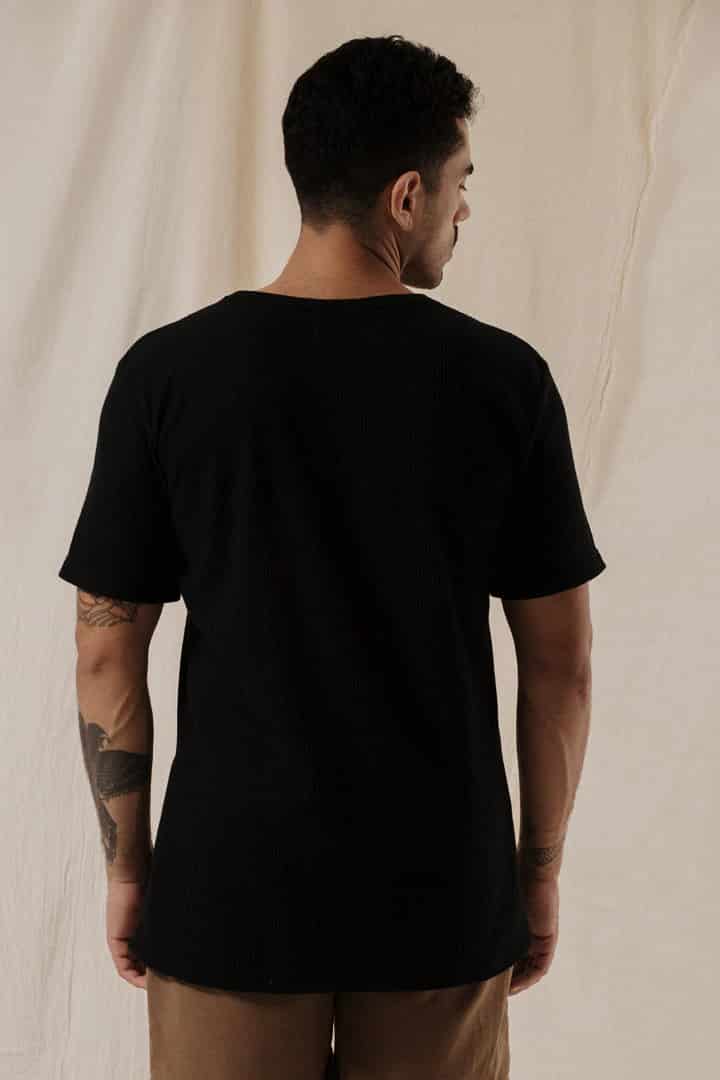 Camiseta texturizada negra - miniatura 6