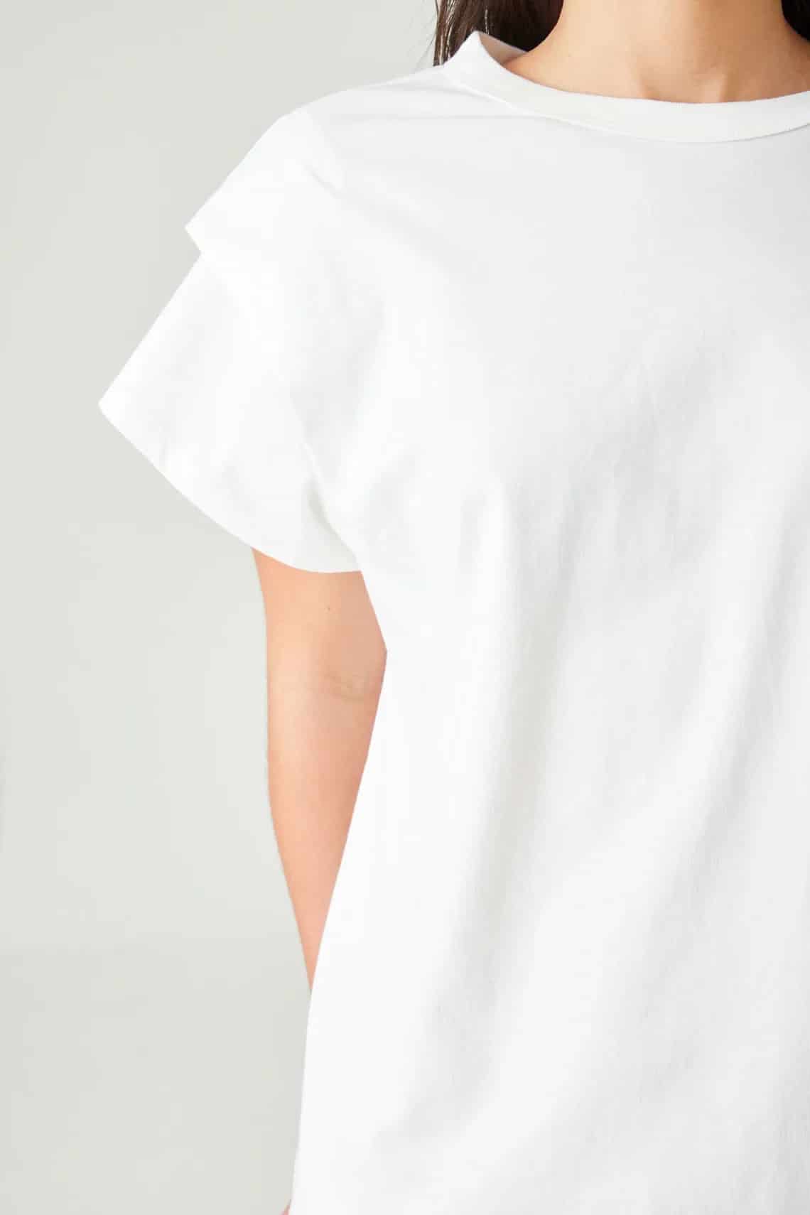 Camiseta relaxed fit bolero en hombro en blanco para mujer - miniatura 4
