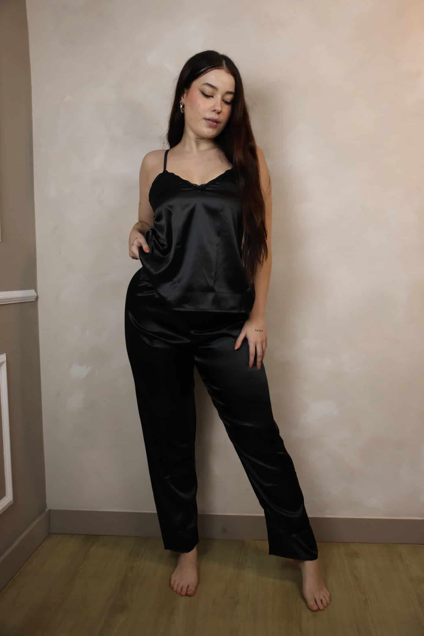 Pijama Pantalón Satín Negra - miniatura 1