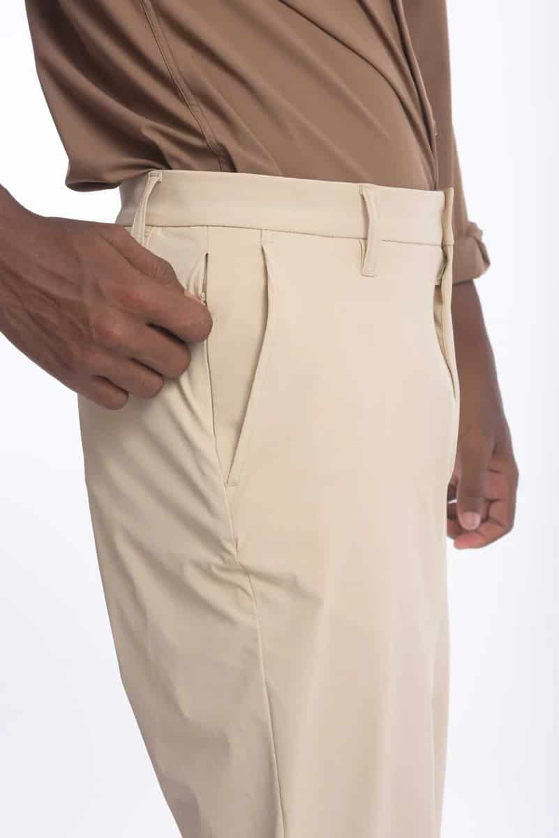Pantalón Smart Tech Beige - miniatura 3