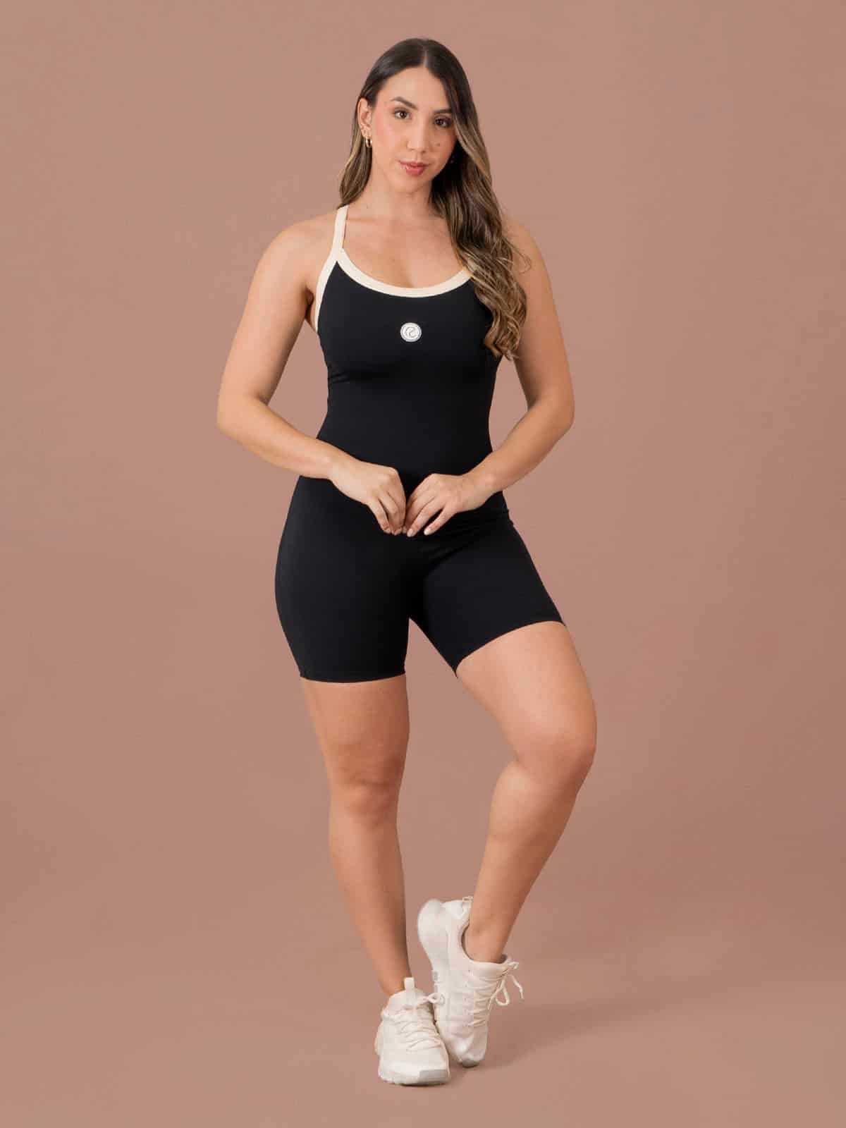 Ocean enterizo negro crema - miniatura 1
