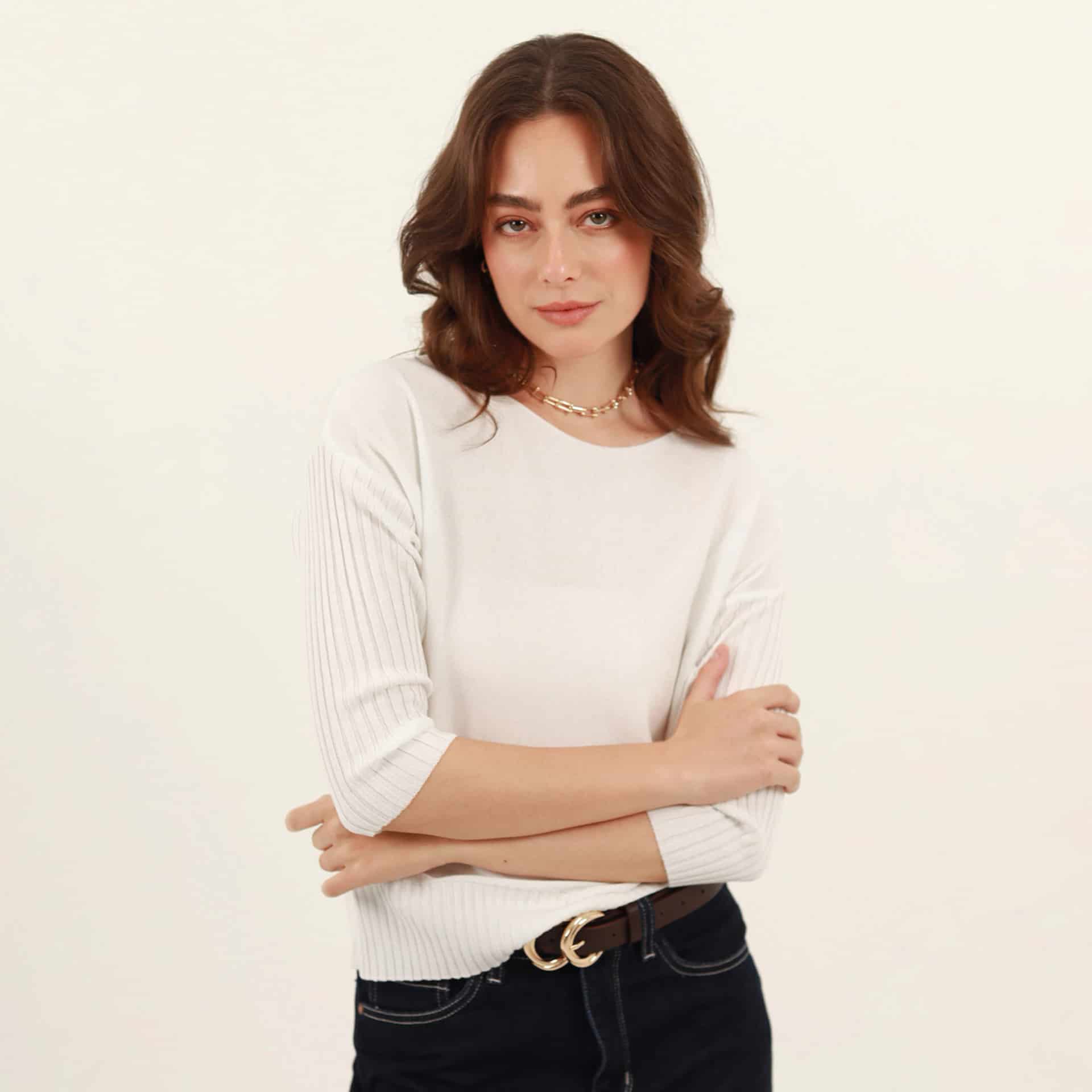 Sweater relajado cuello redondo manga 3/4 rodada - miniatura 5