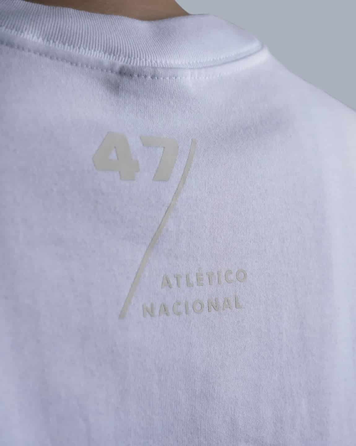 CAMISETA BLANCA MUJER NIKE - miniatura 5