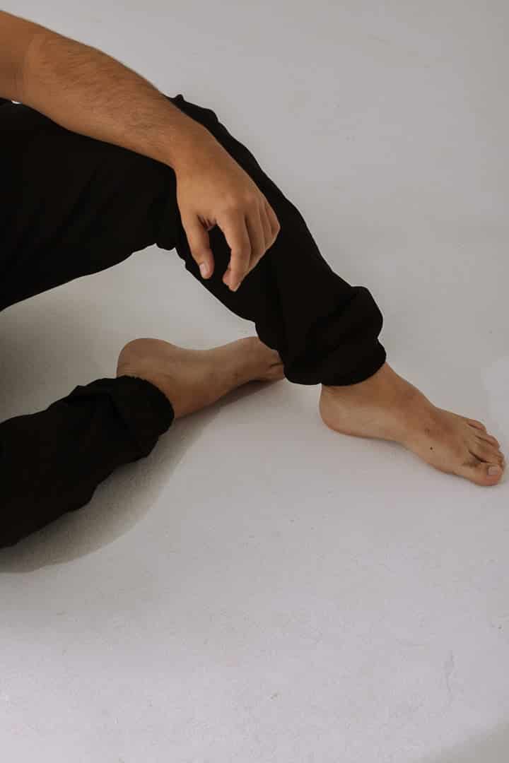 Pantalón negro - miniatura 4