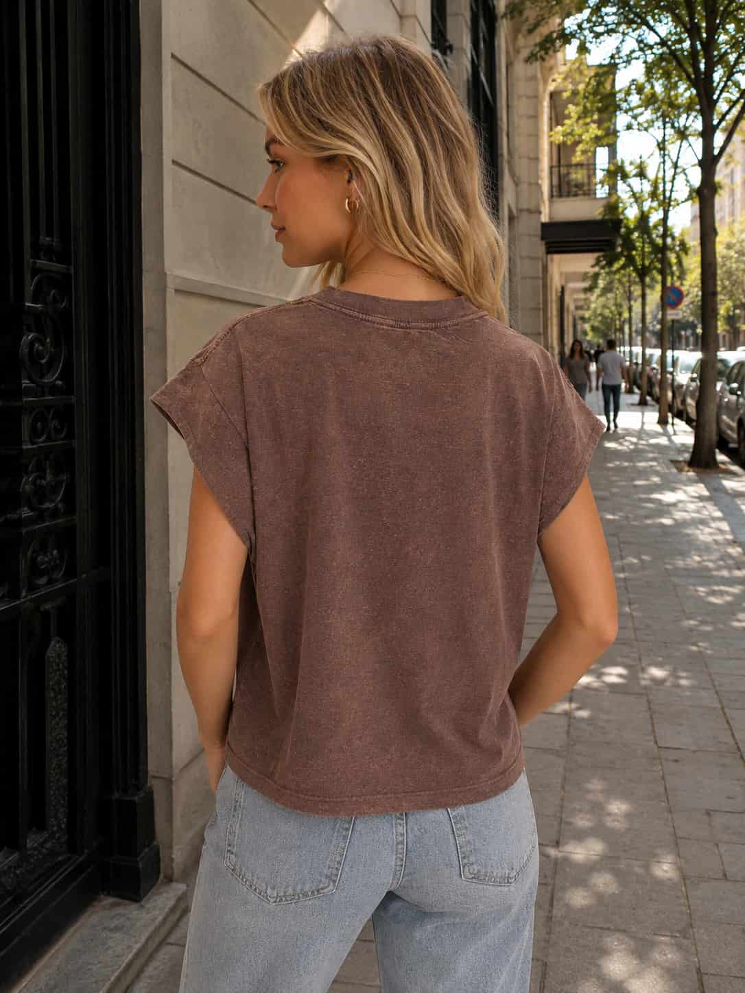 T- SHIRT UNIVERSE VINO - miniatura 2