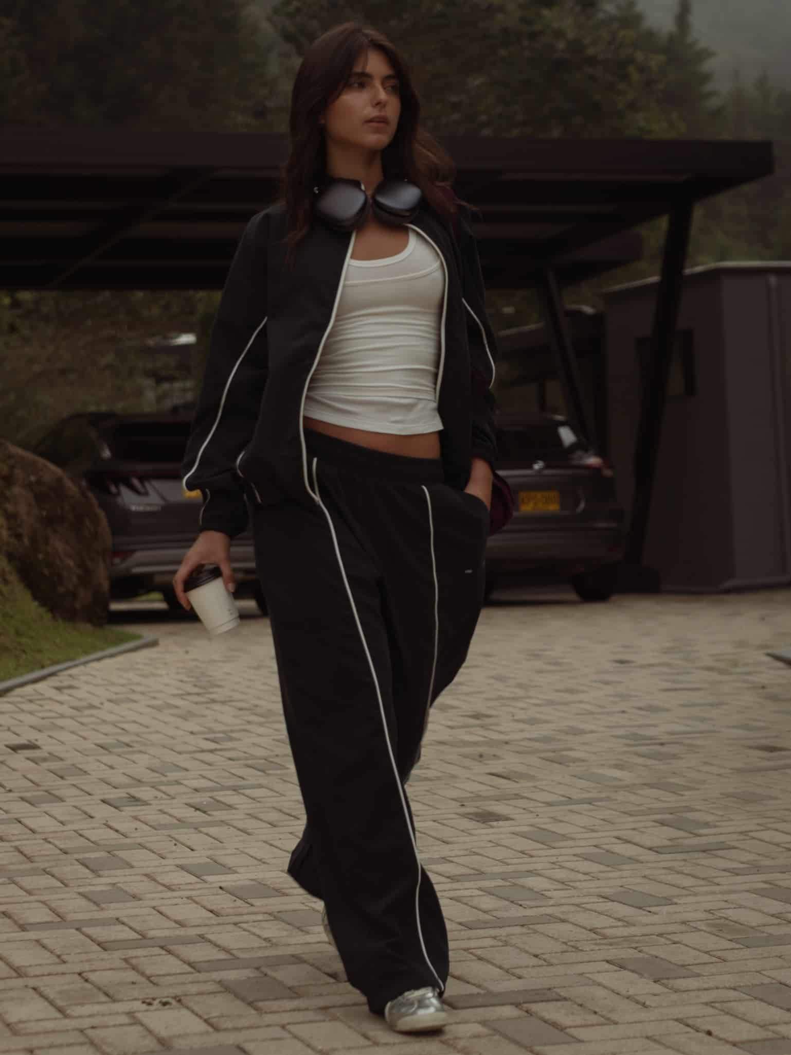 RETRO WINDBREAKER - BLACK - miniatura 2