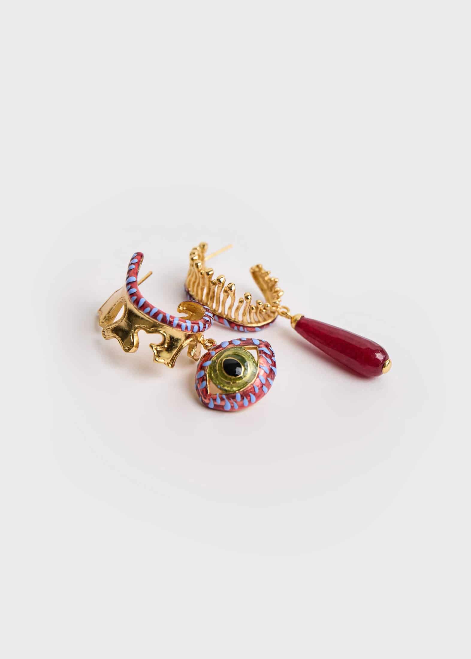 CAT DROP BURGUNDY EARRINGS - miniatura 4