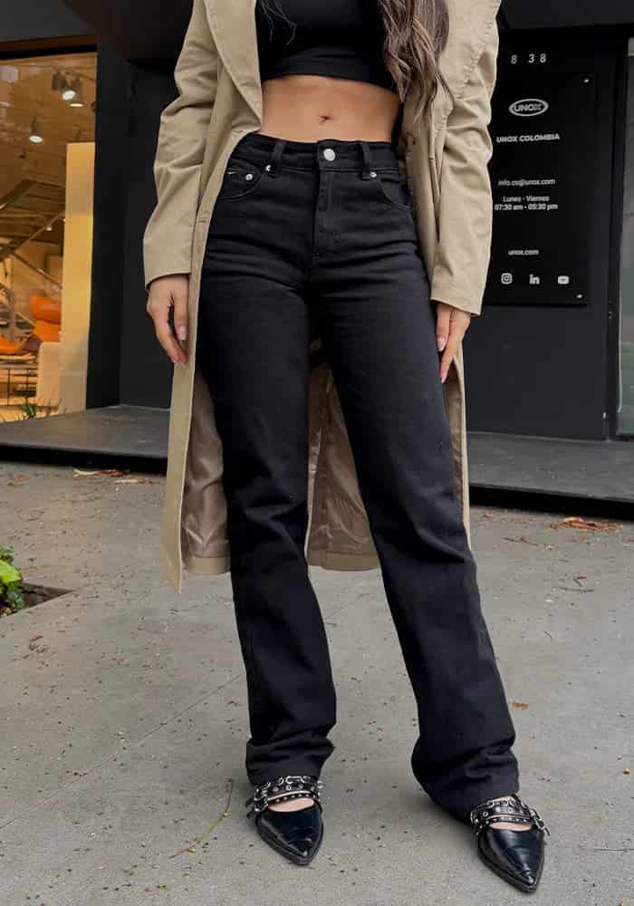 Jeans Straight Leg Negro - miniatura 3