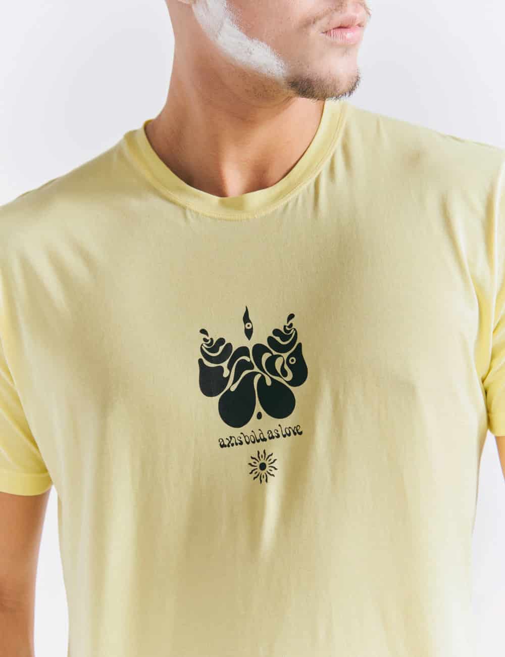 Camiseta Regular Fit Jimi hendrix  amarillo Hombre - miniatura 4
