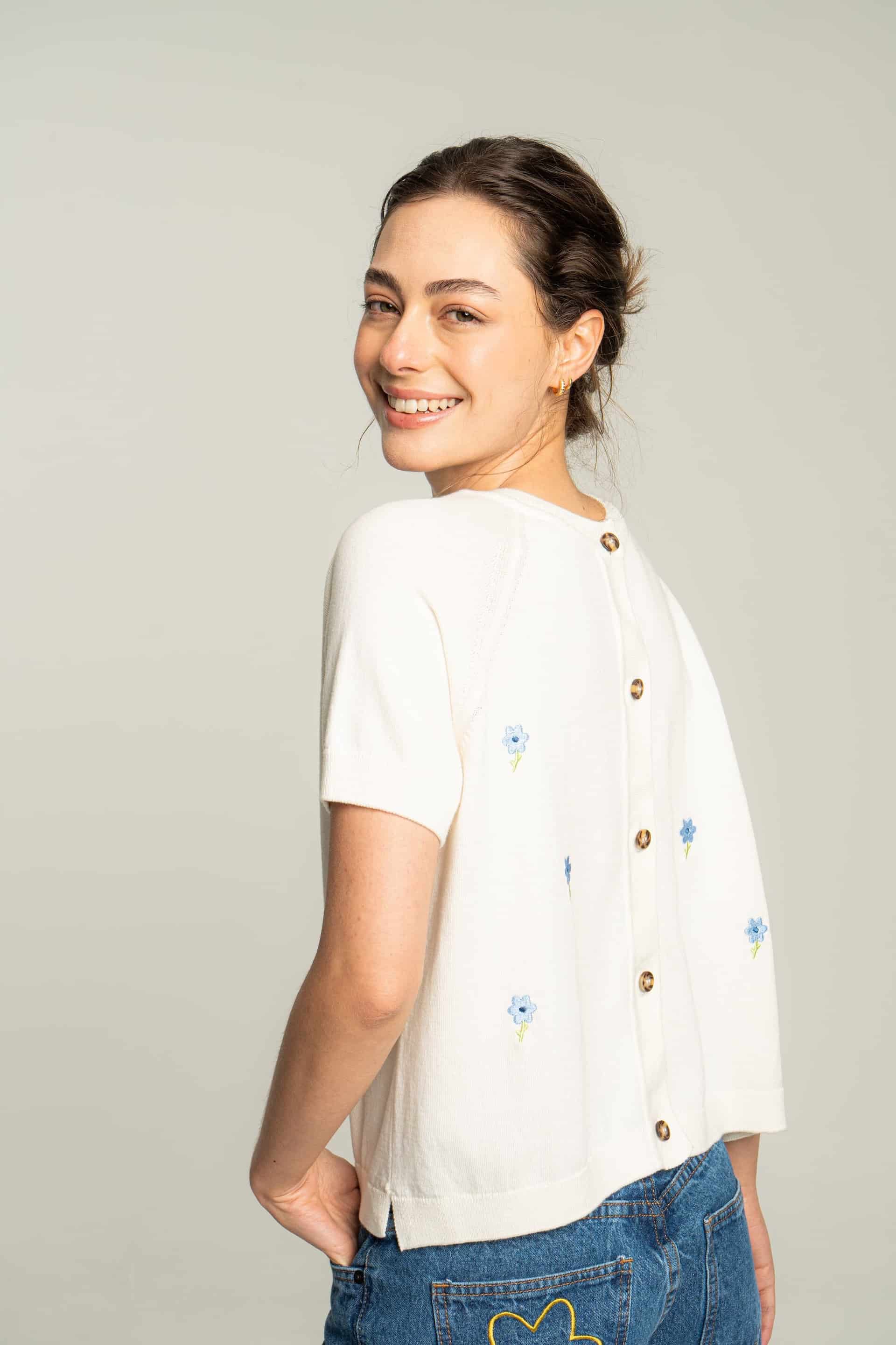 Cardigan corto flores bordadas - crudo - miniatura 7