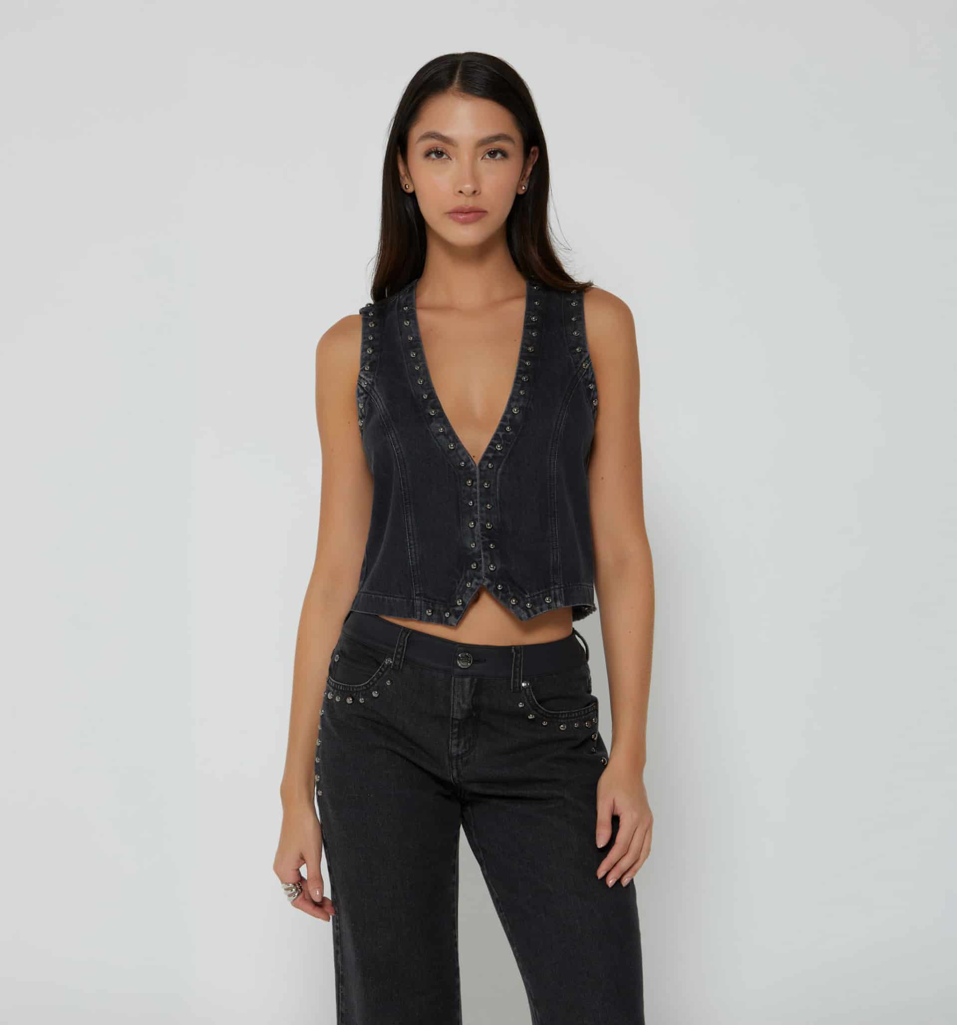 Chaleco  en denim con taches - miniatura 1