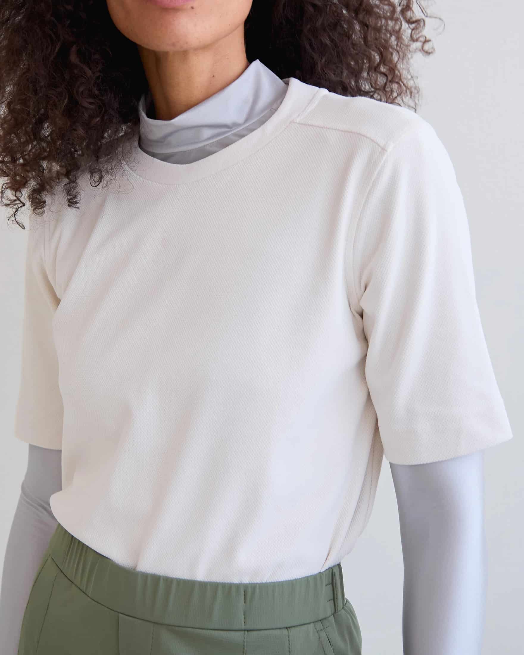 Camiseta Tech UV50+ Marfil RADIANTE - miniatura 2