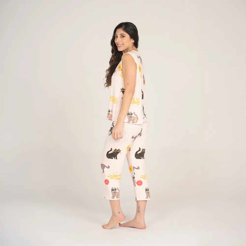 Conjunto de Pijama Pantalón Capri Gatuna. - miniatura 6