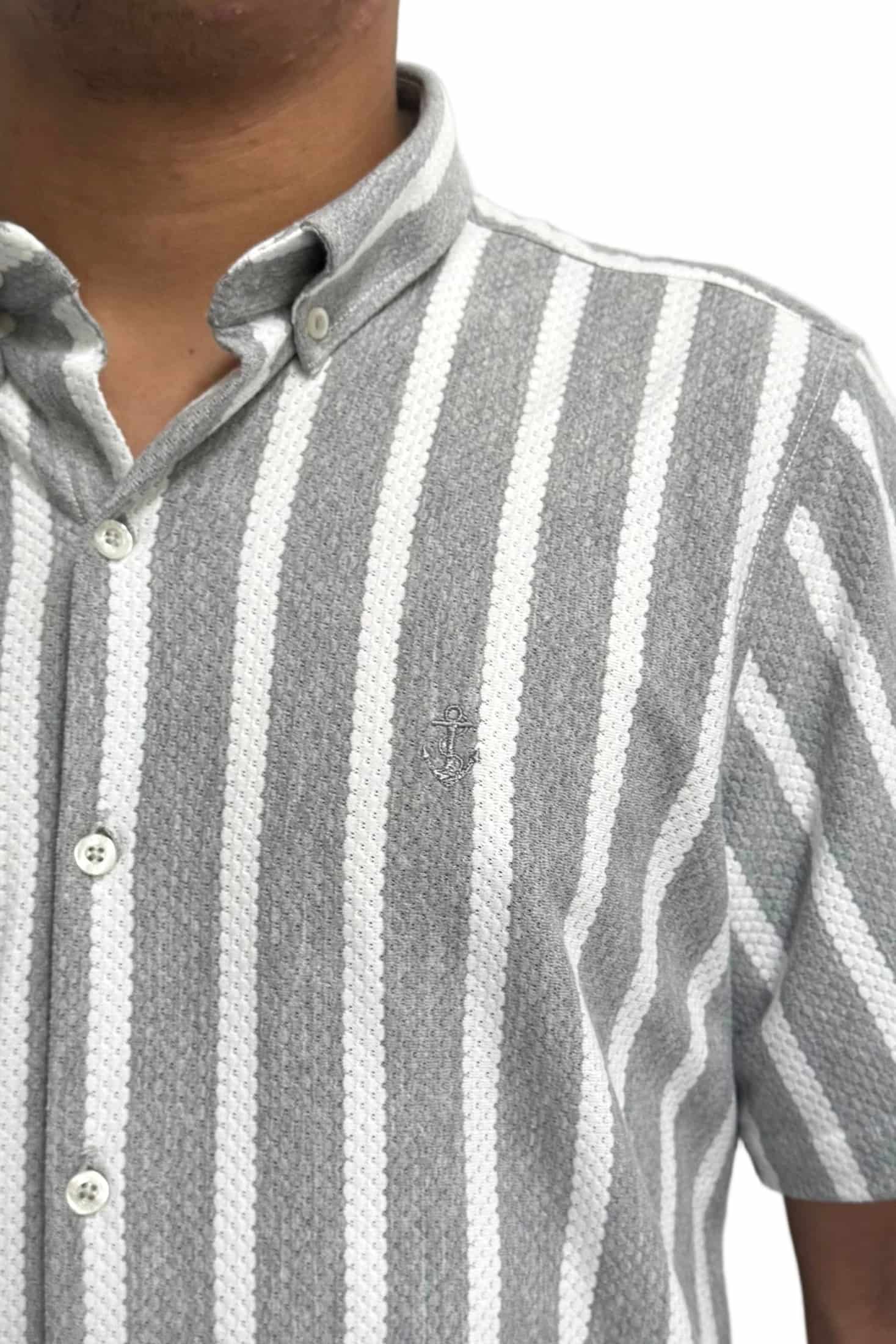 Camisa en texturas Gris Rayas Blancas - miniatura 4