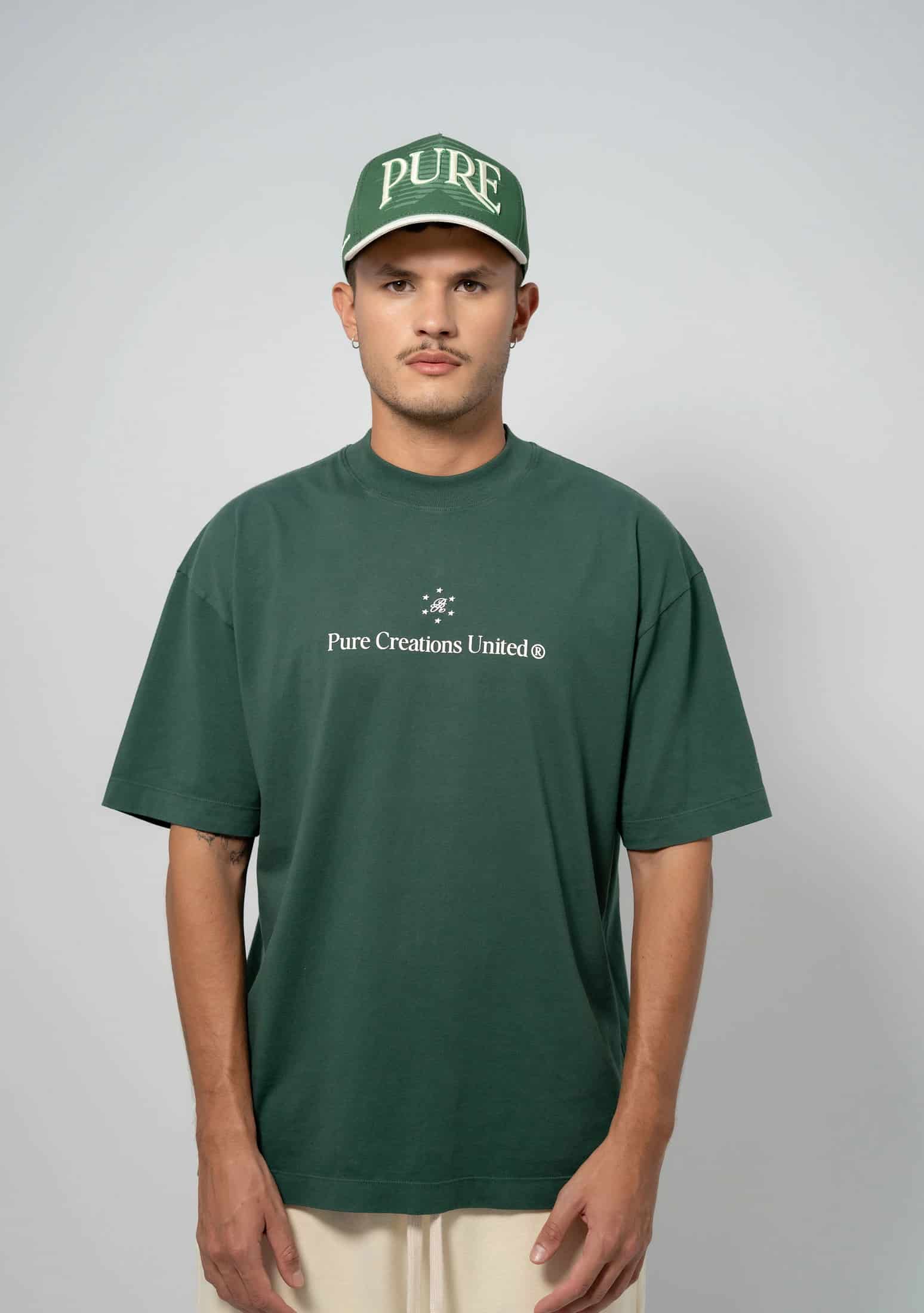 Still Hungry Gloves T-Shirt - miniatura 1