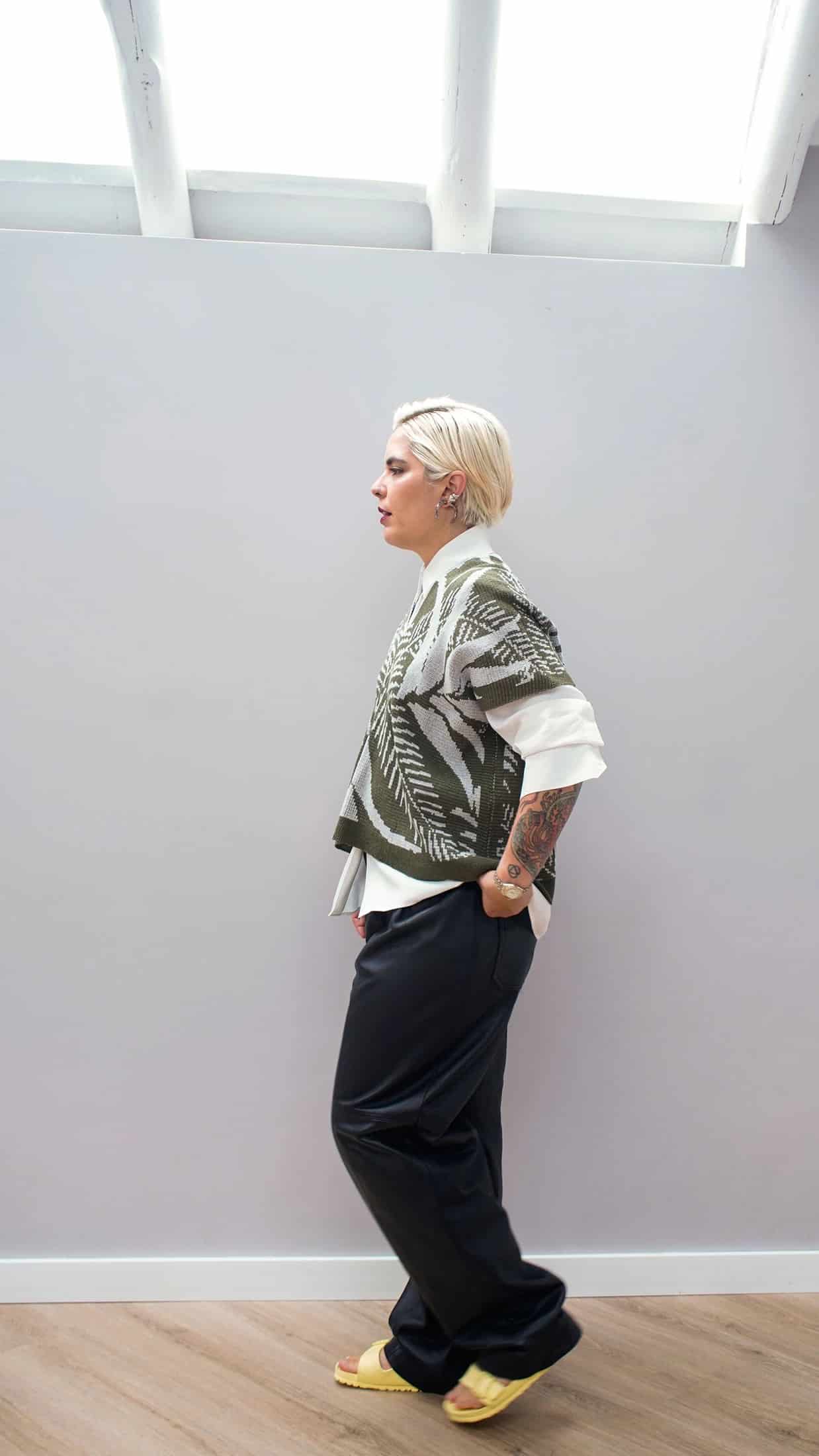 Blusa Palmas - verde militar y gris claro - miniatura 5