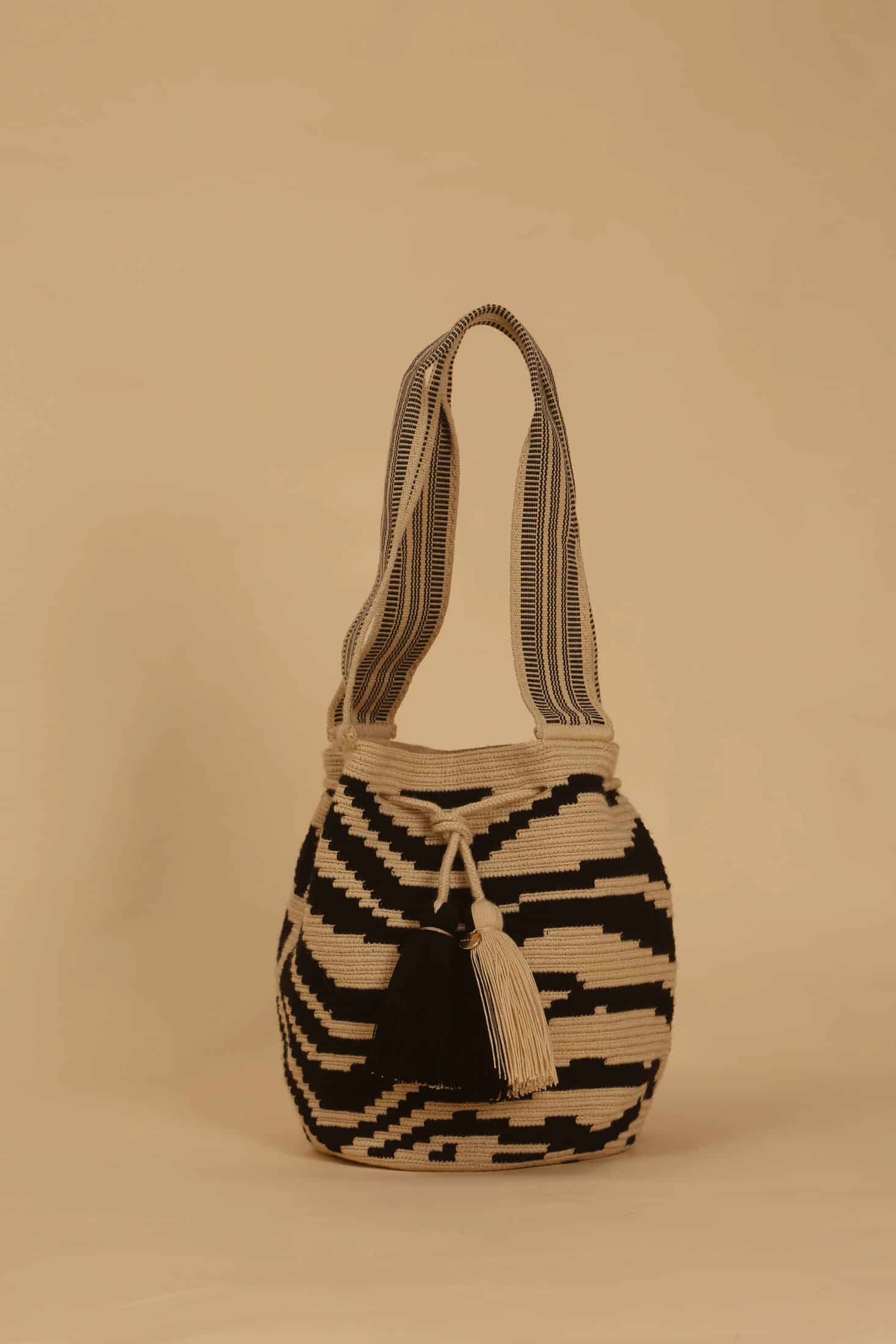 Pumbla Black & Cream Large - miniatura 1